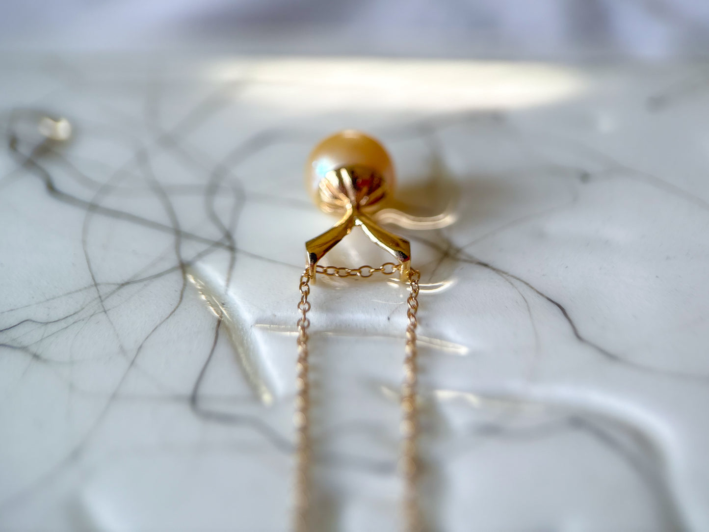 Vintage Pearl 14k Yellow Gold Charm with 15 Inch Chain
