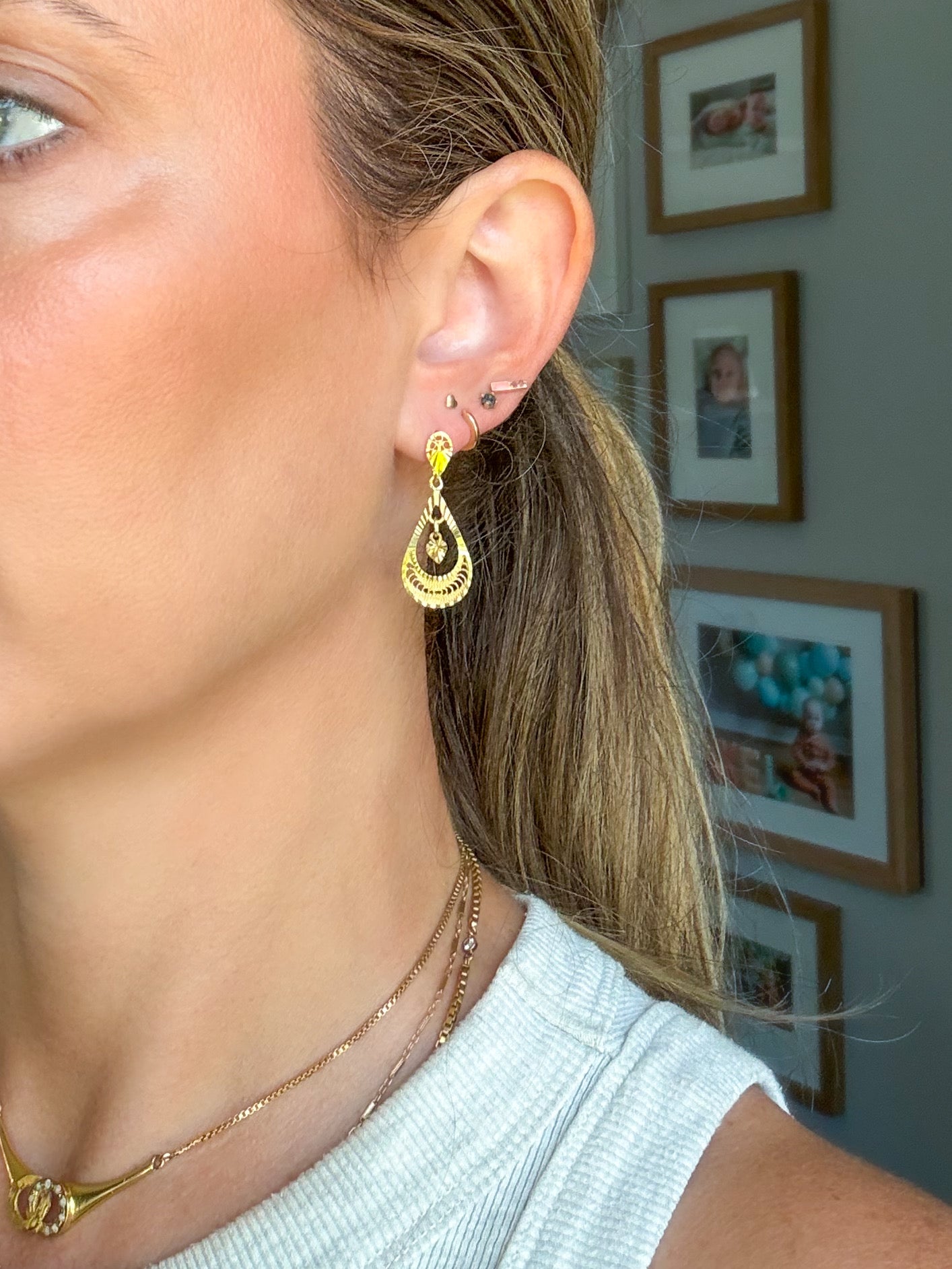 Vintage Dangle 14k Yellow Gold Earrings with Mini Hearts