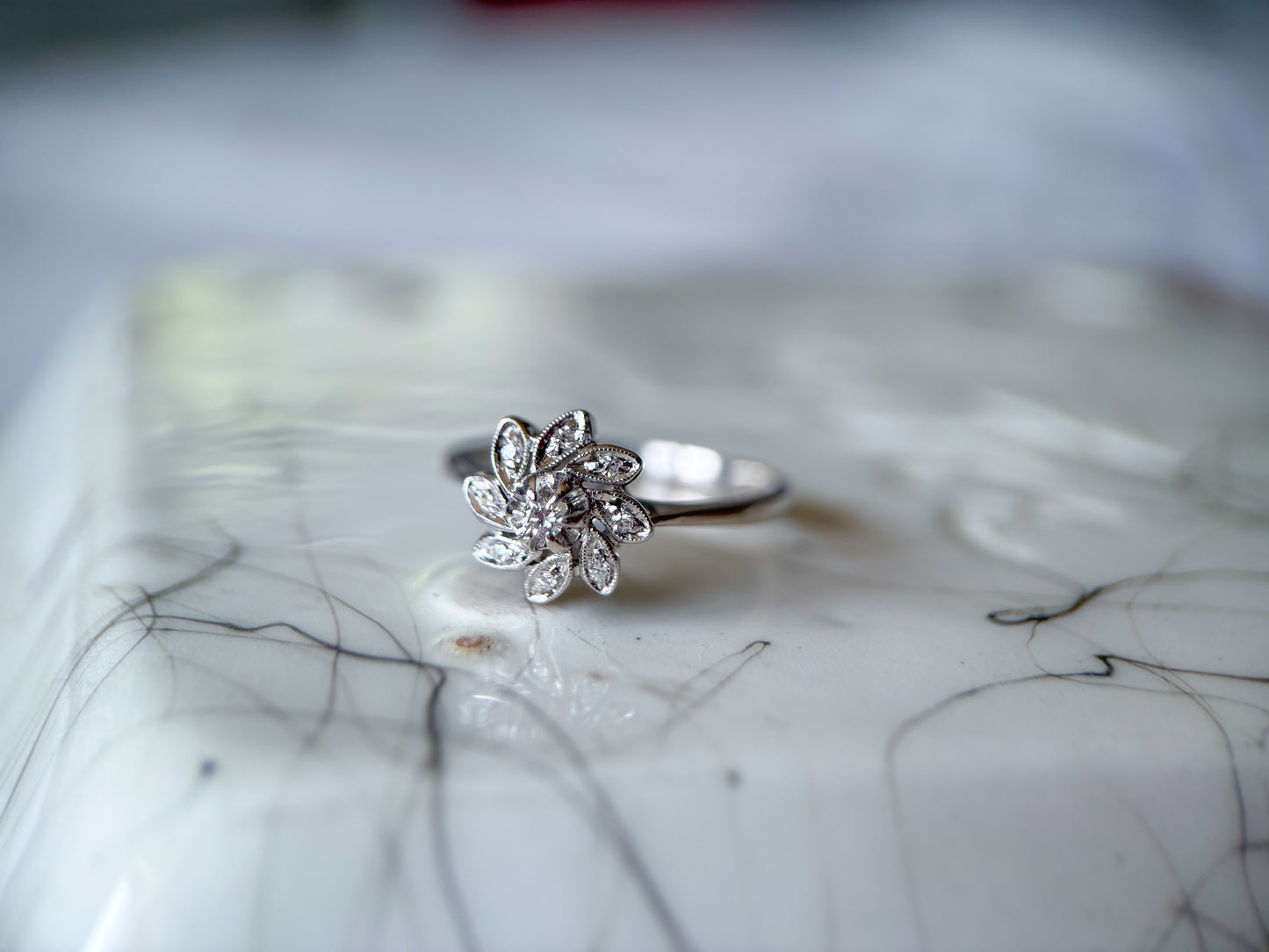 Vintage Flower Natural Diamond 18k White Gold Ring