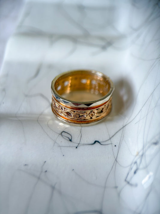 Vintage Two Toned 14k White and Yellow Gold Band Ring, Size 6.5