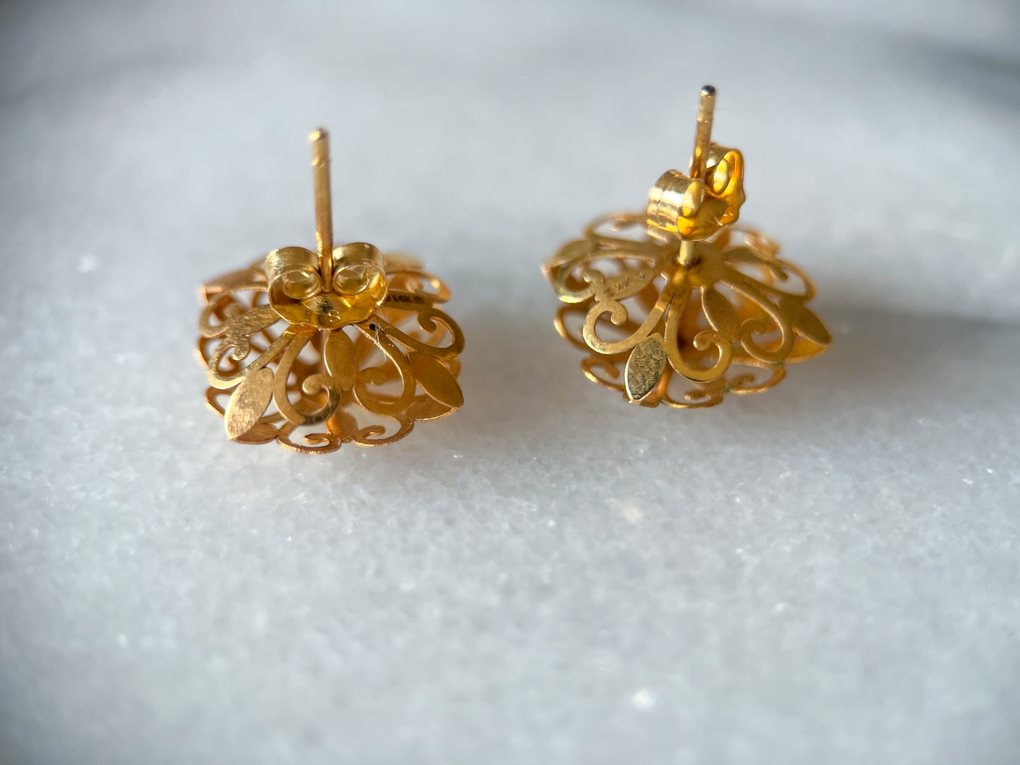 Vintage Square Floral 14k Yellow Gold Stud Earrings