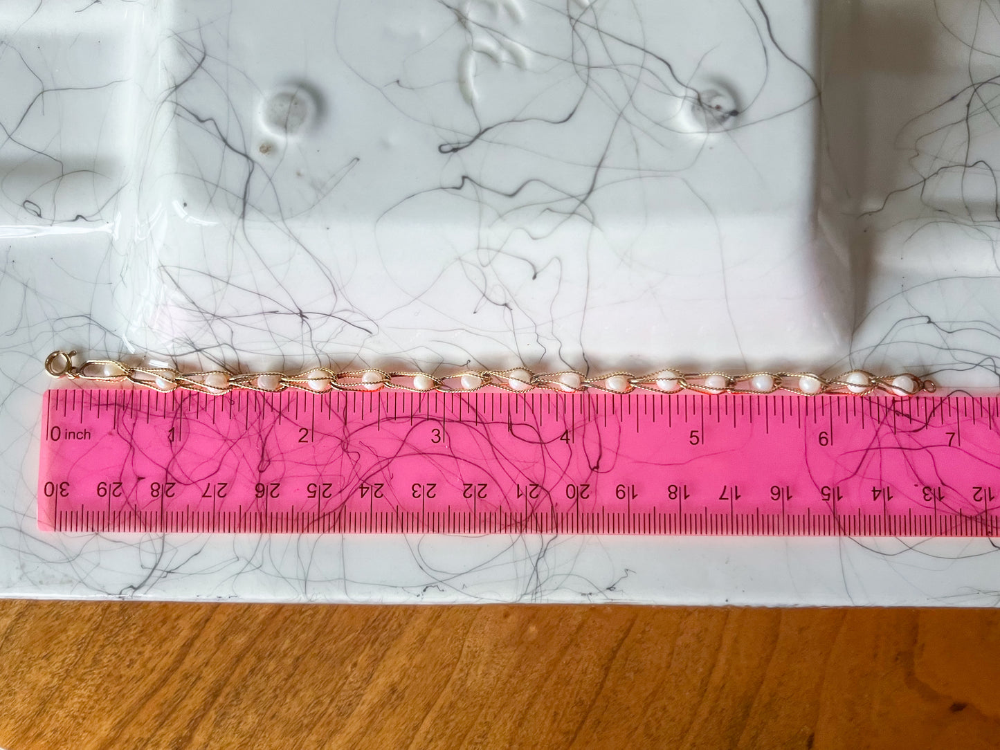 Vintage Natural Pearl and Open Chain 14k Yellow Gold 7 Inch Bracelet