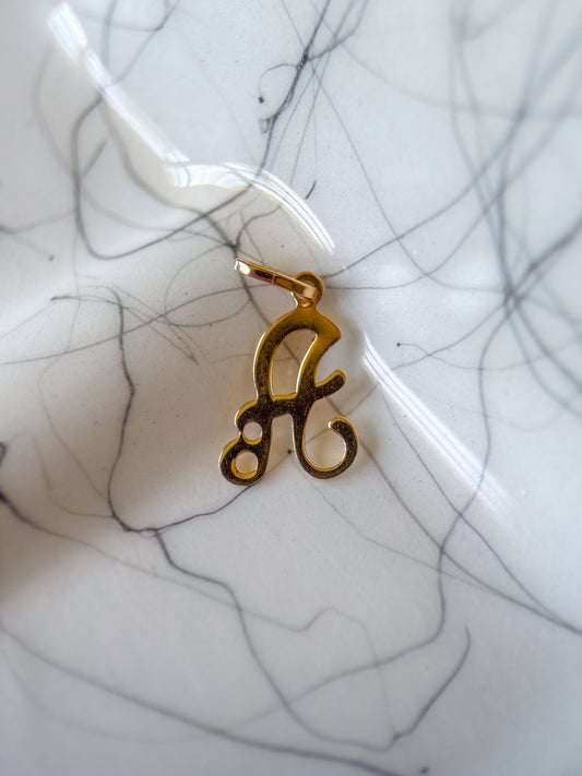 Vintage 'A' 14k Yellow Gold Letter Initial Charm