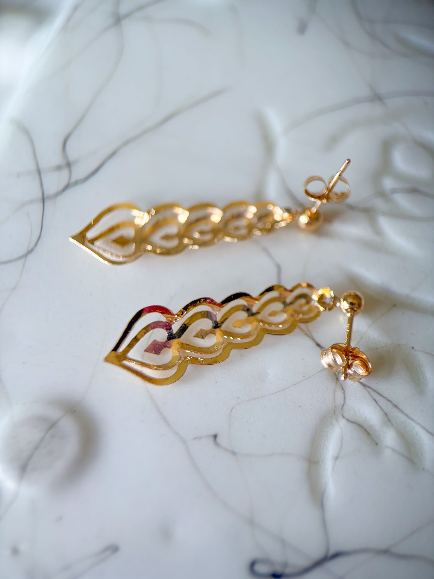 Vintage Dangle Heart 14k Yellow Gold Earrings