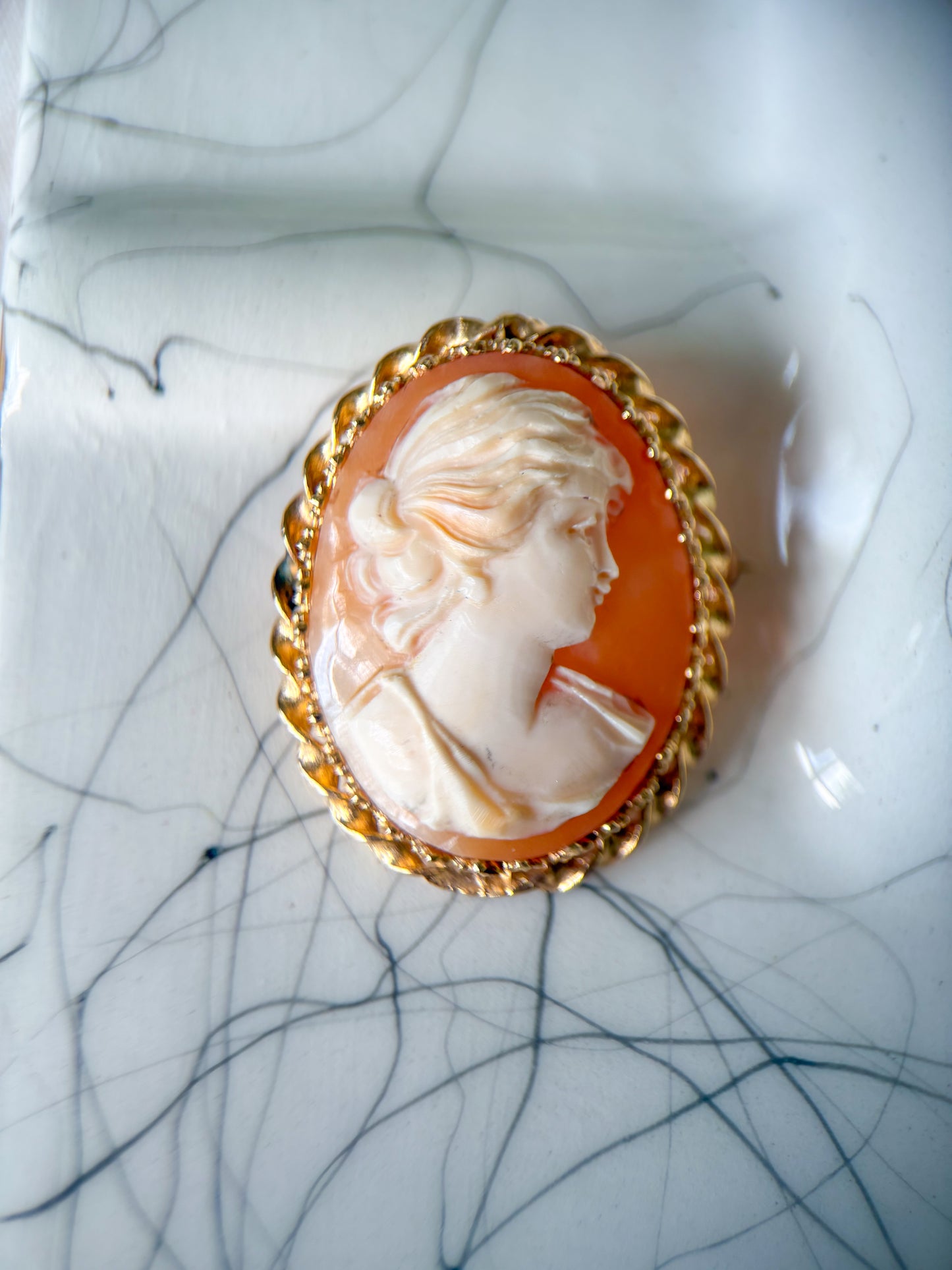 Various Vintage 14k Yellow Gold Cameo Brooches