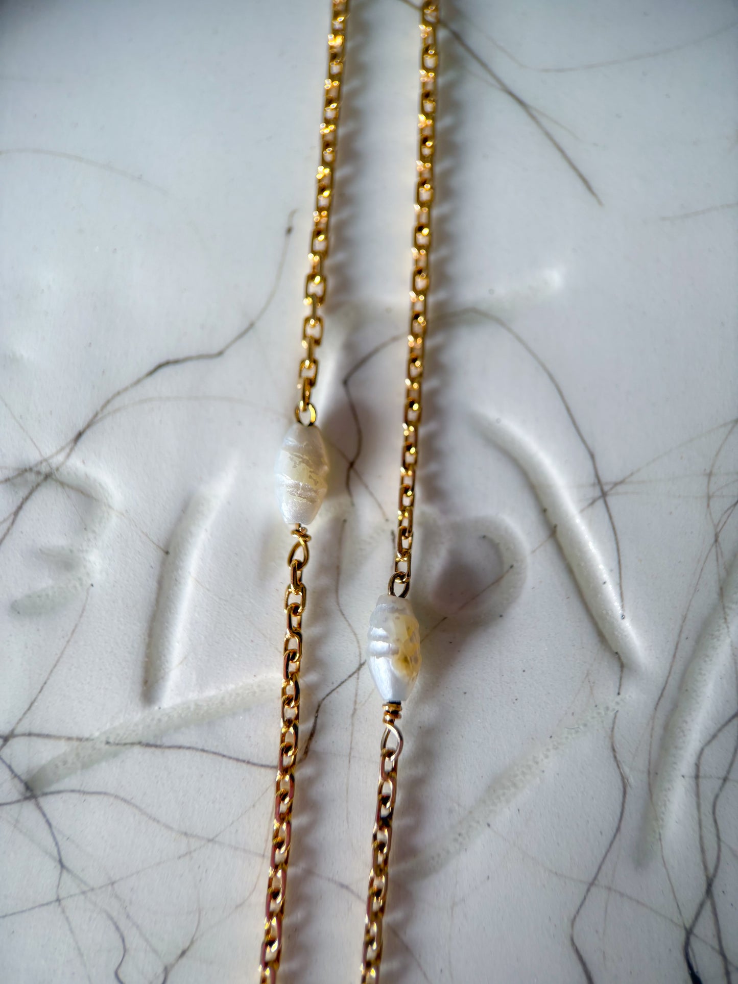 Vintage Natural Pearl 14k Yellow Gold 23 Inch Chain Necklace