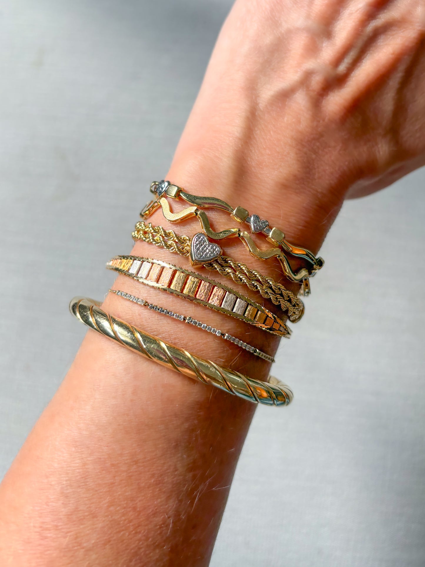 Vintage Wavy 14k Yellow Gold Shiny and Matte 7.5 Inch Bracelet