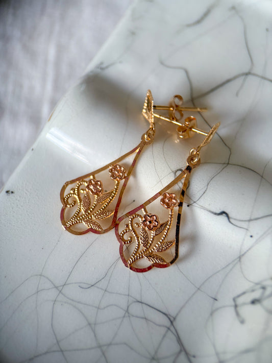 Vintage Dangle Flower 14k Yellow and Rose Gold Earrings
