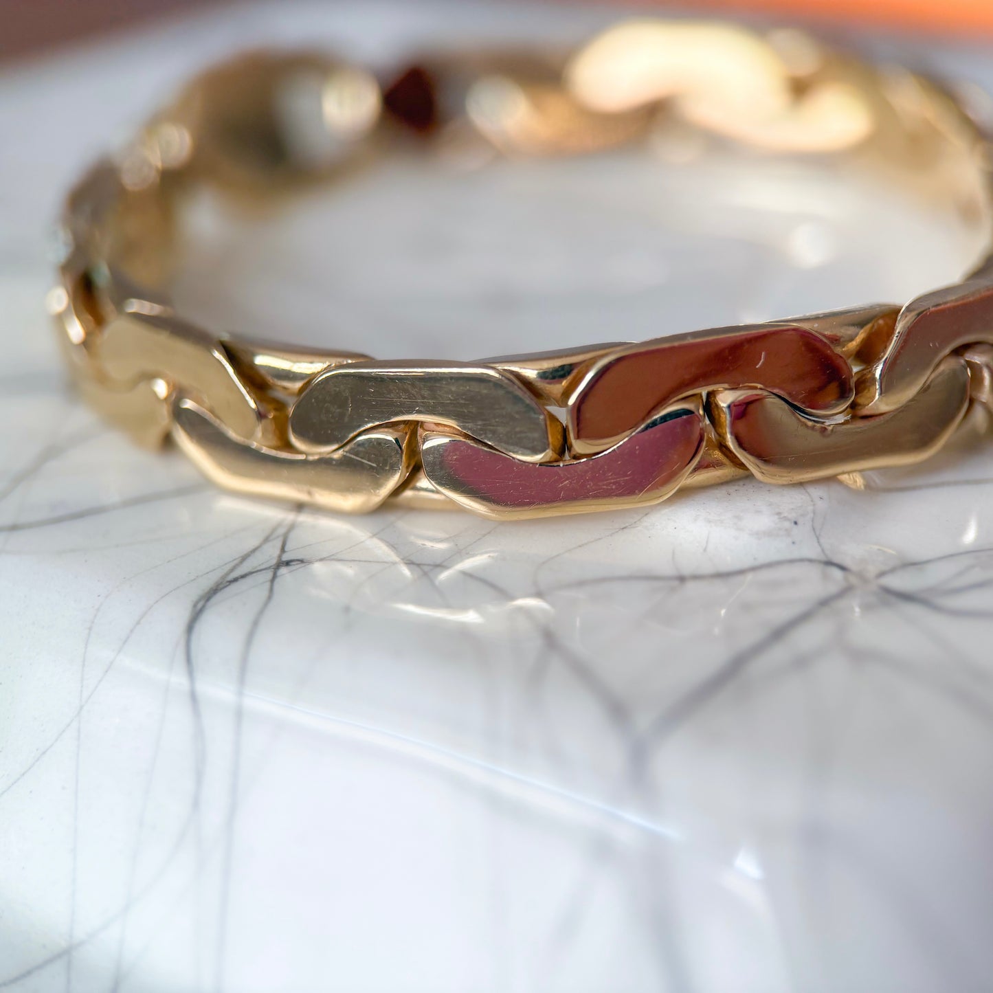 Vintage Solid C Link 14k Yellow Gold 7 Inch Bracelet, circa 1970s