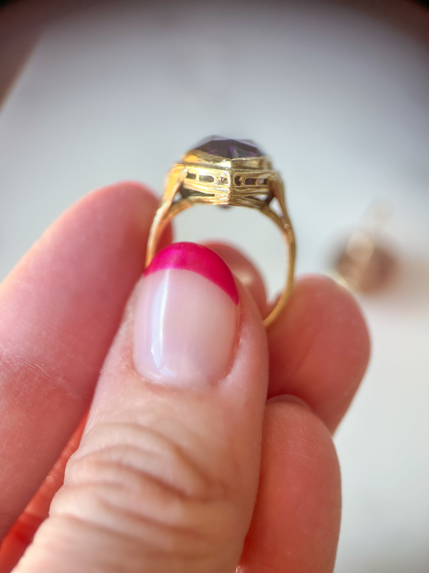 Vintage Pear Shaped Amethyst 14k Yellow Gold Ring