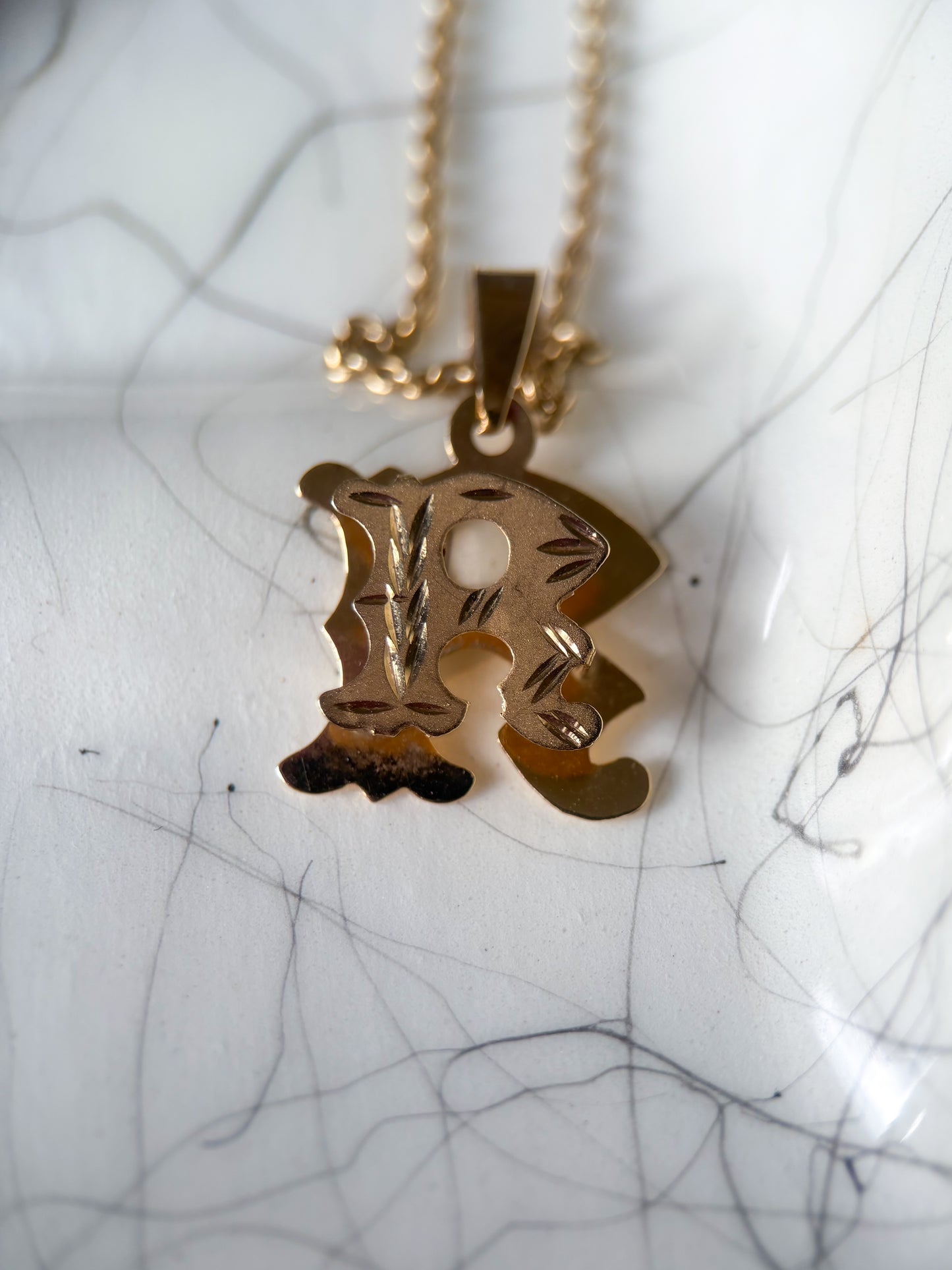 Vintage 3D Letter "R" 14k Yellow Gold Charm