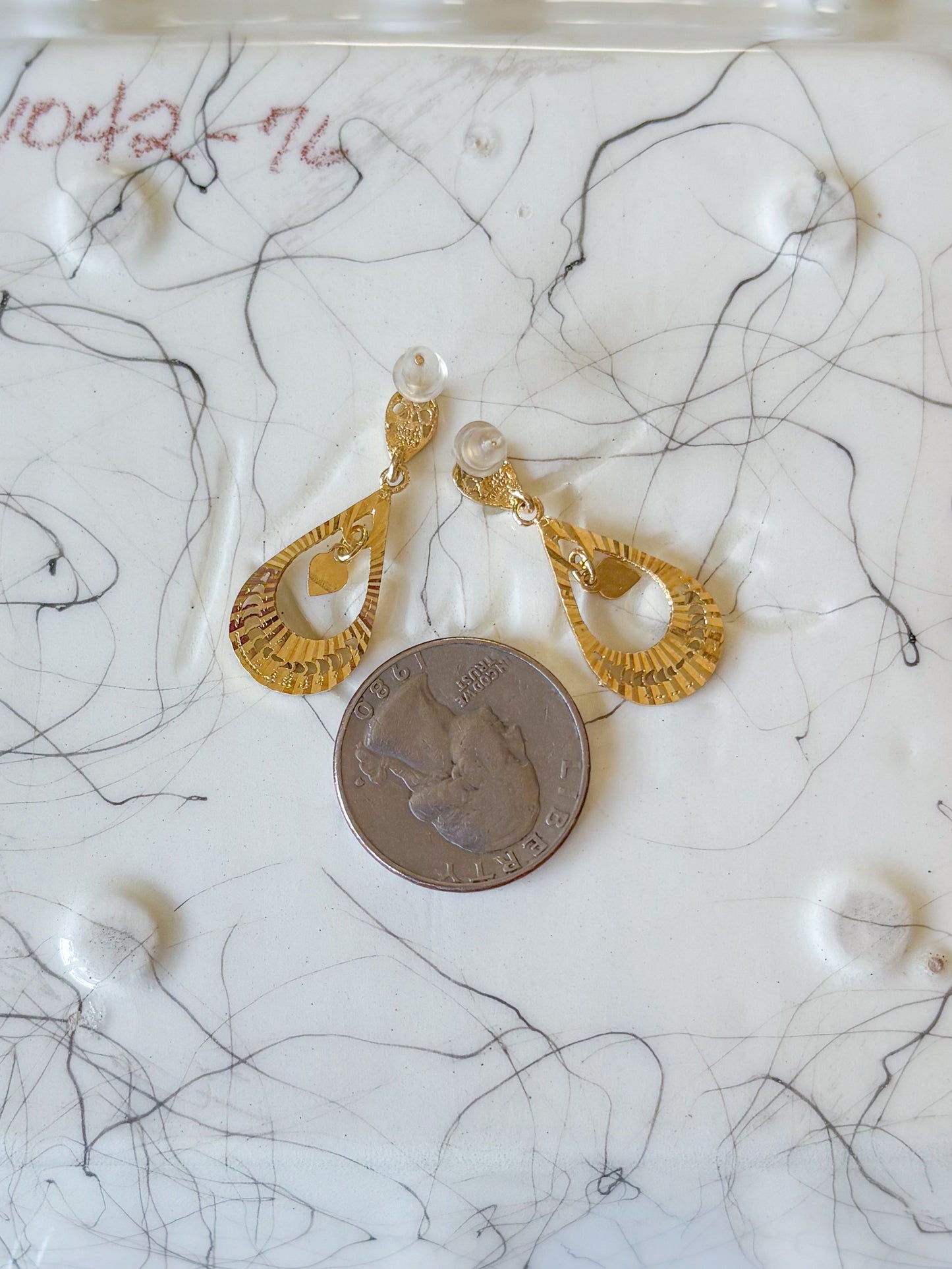 Vintage Dangle 14k Yellow Gold Earrings with Mini Hearts