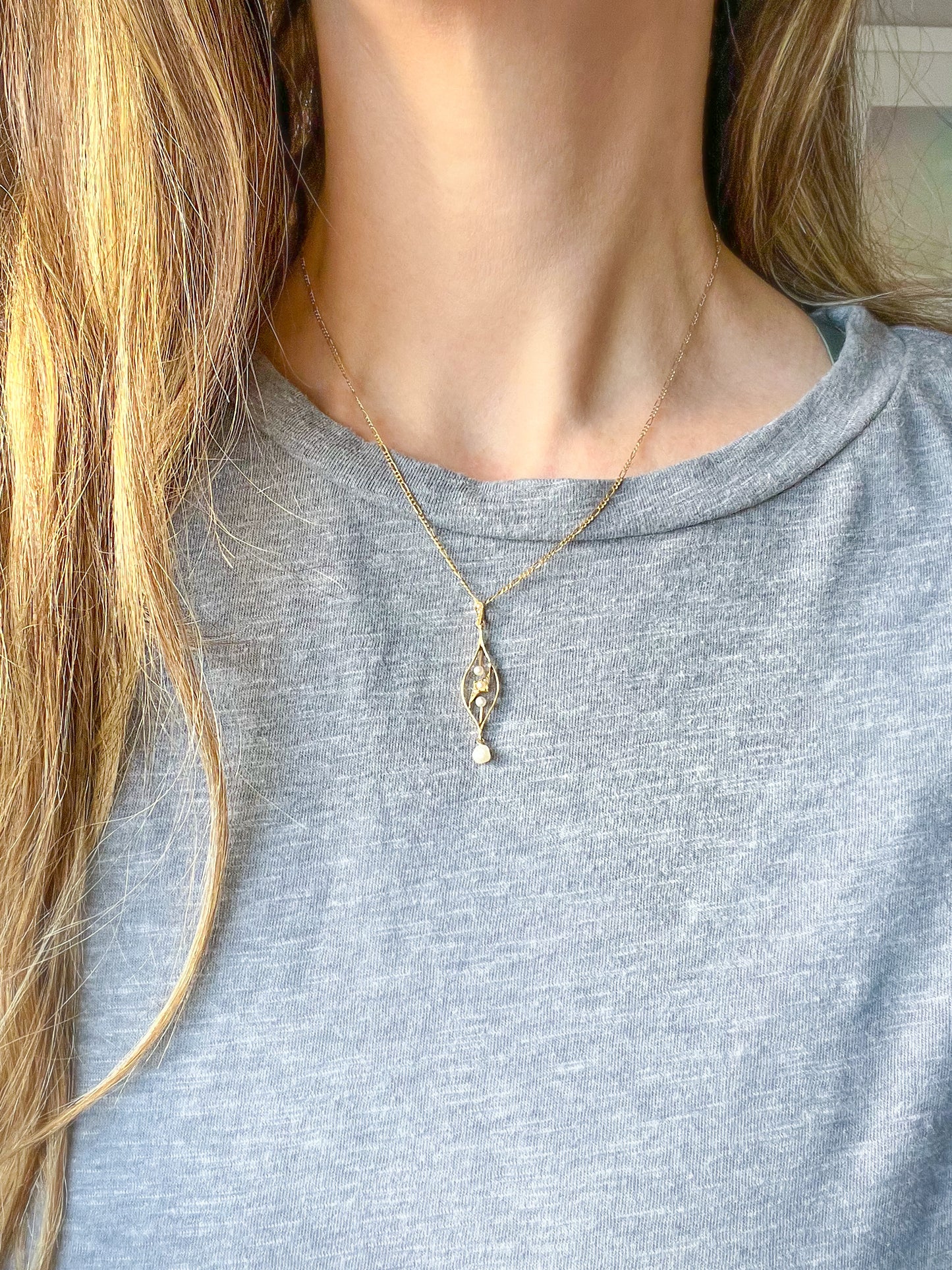 Vintage Art Nouveau Pearl 15k Yellow Gold Pendant