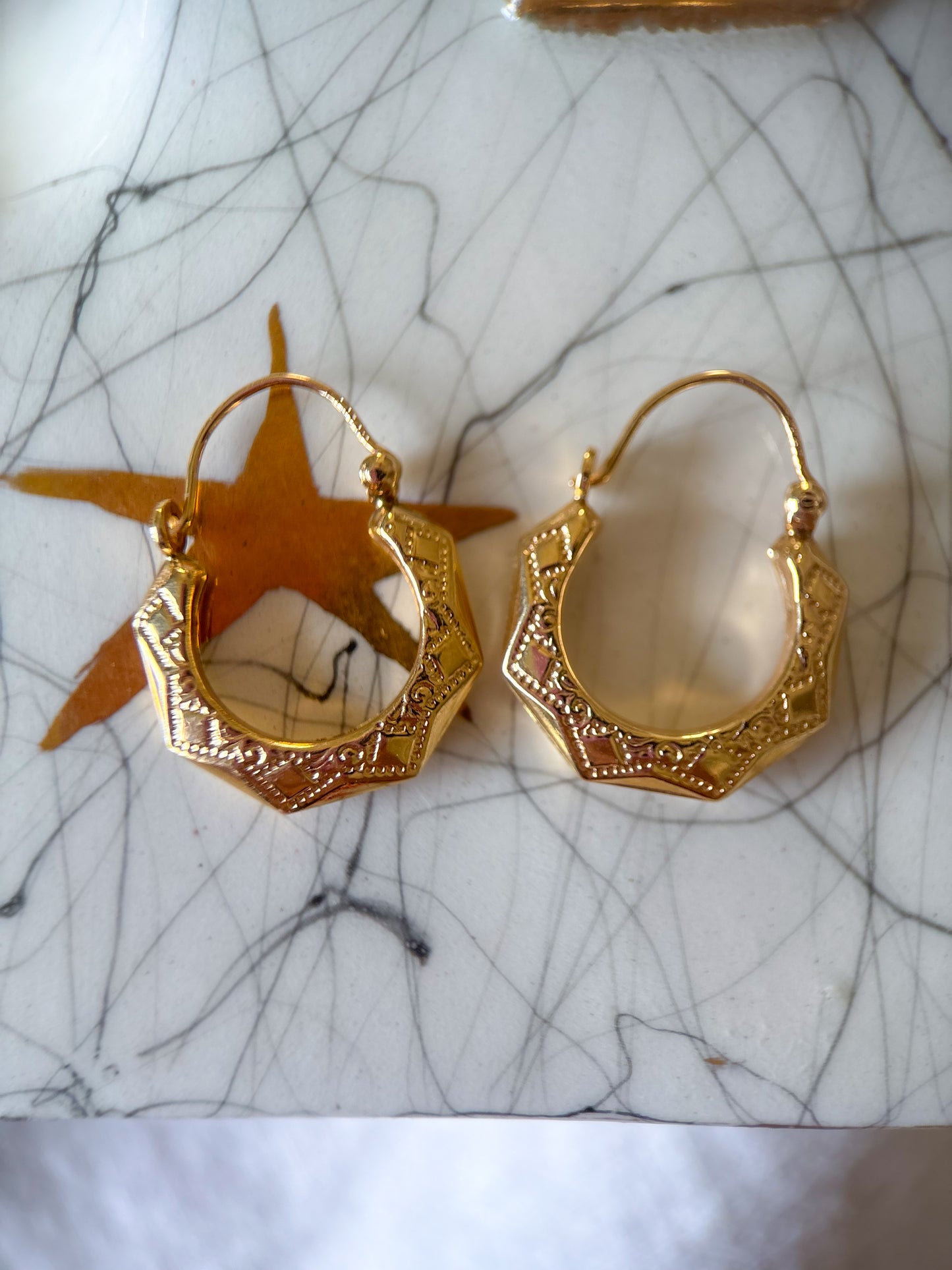 Vintage Faceted 14k Yellow Gold Hoop Earrings