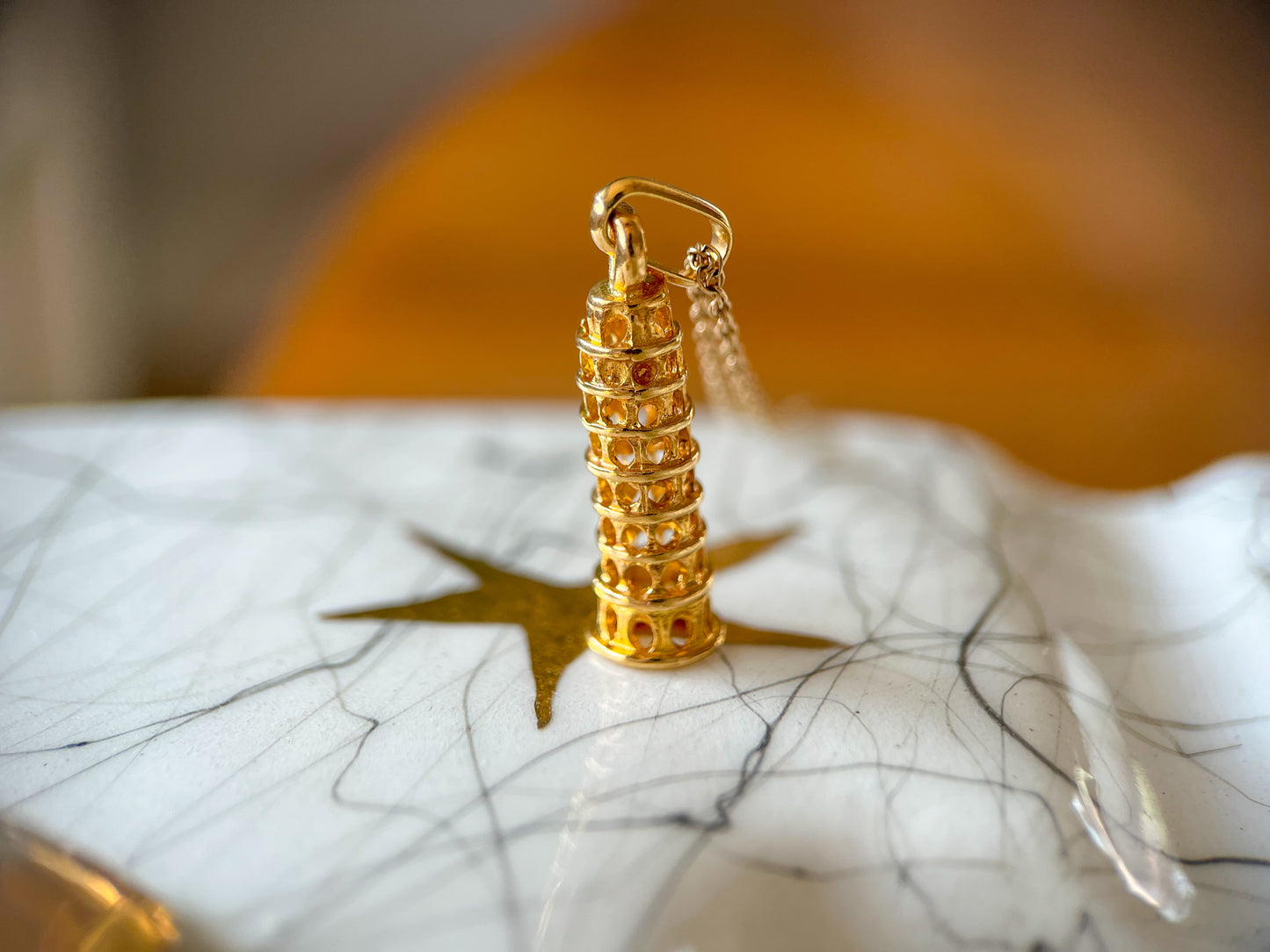 Vintage Leaning Tower of Pisa 18k Yellow Gold Charm