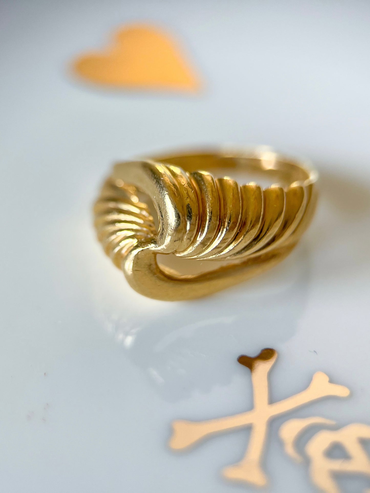 Vintage Knotted 14k Yellow Gold Ring