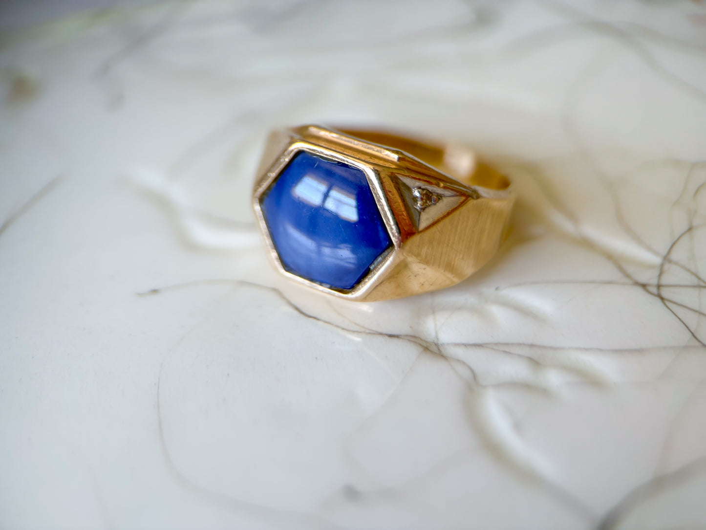 Vintage Natural Star Sapphire and Diamond 14k Yellow Gold Ring