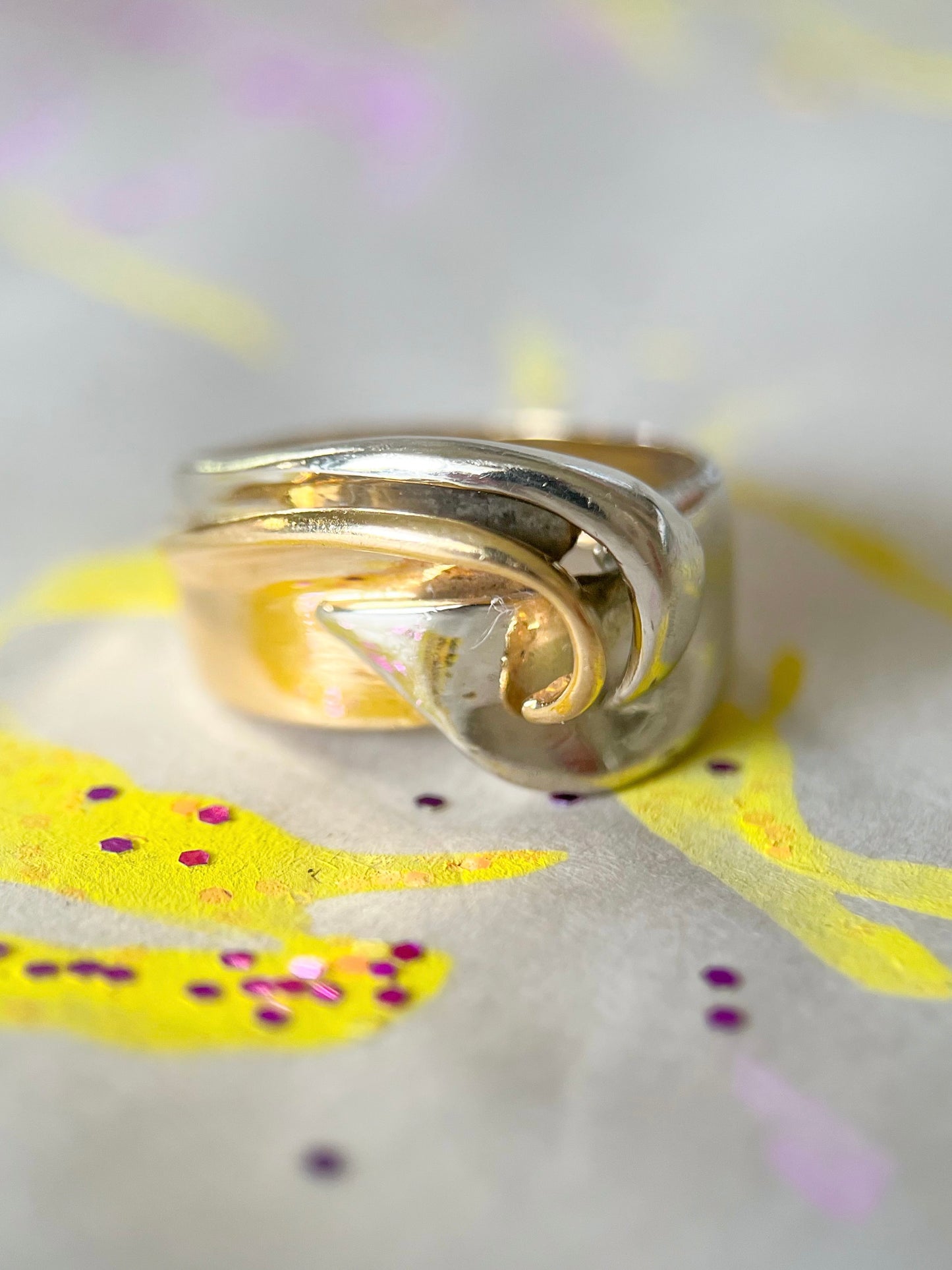 Vintage Chunky Two Toned 14k Yellow and White Gold Ring