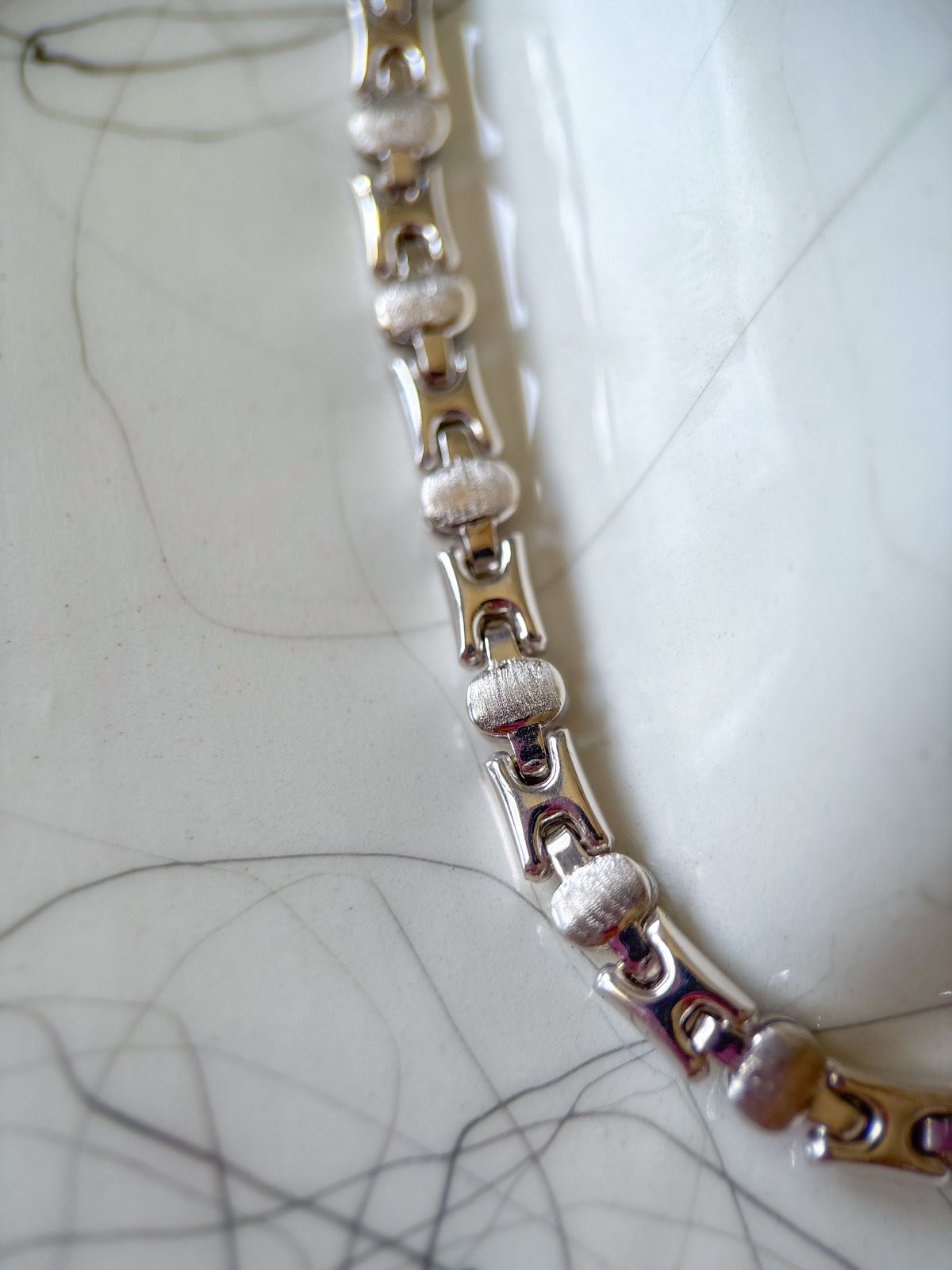 Vintage 14k White Gold Inch Bracelet