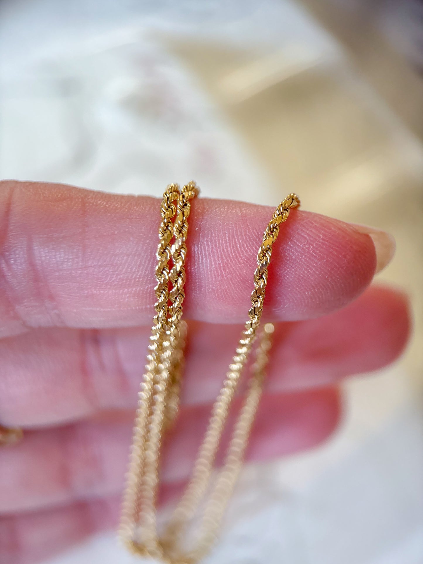 Vintage Thin 14k Yellow Gold 18 Inch Rope Chain