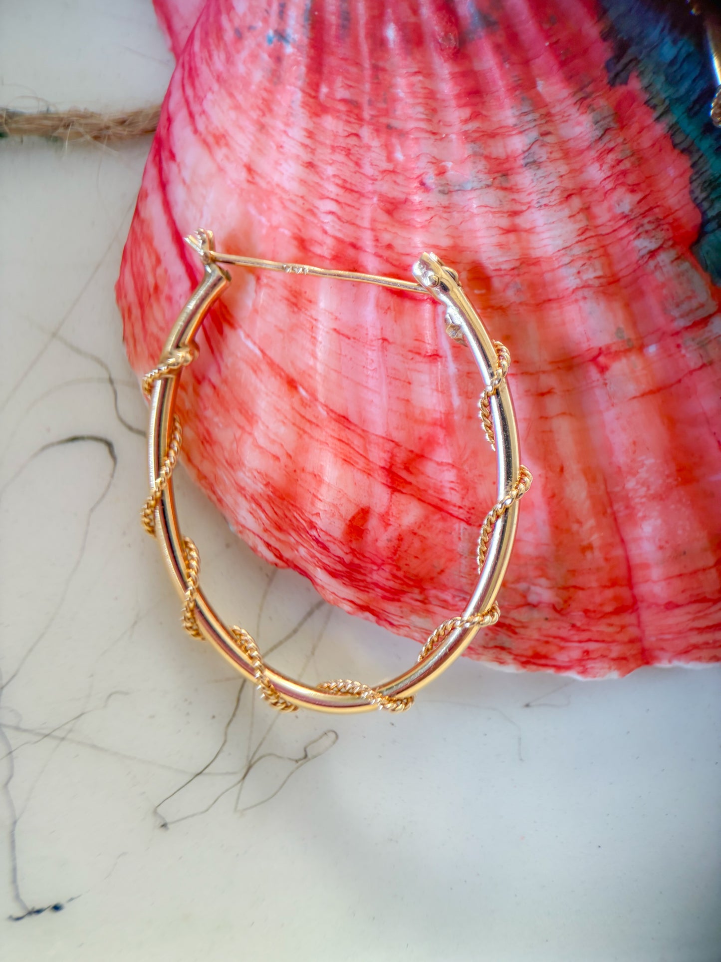 Vintage Thin Oval Hoop with Rope Detail 14k Yellow Gold Earrings