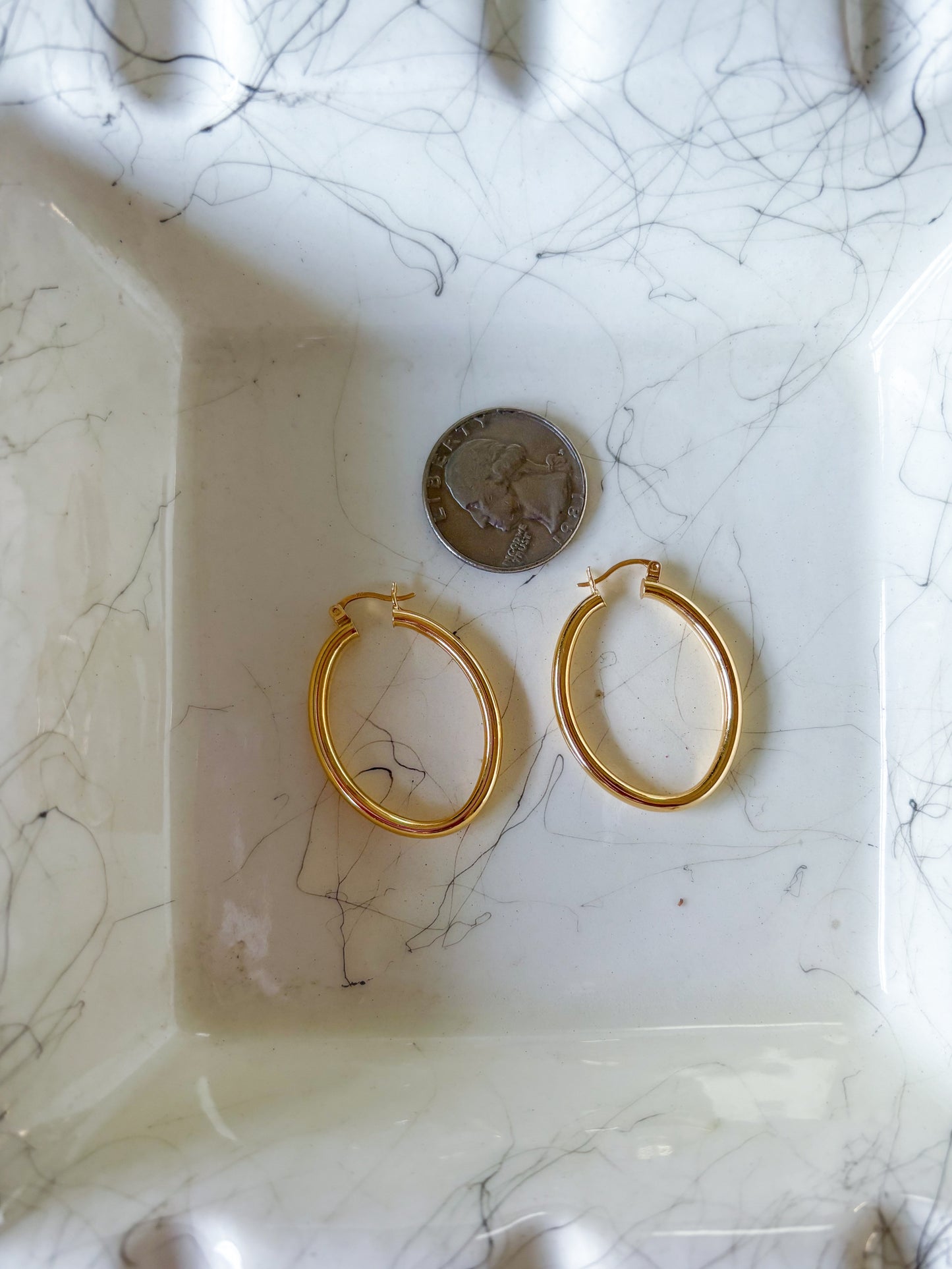 Vintage Oval Tube Hoop 14k Yellow Gold Earrings