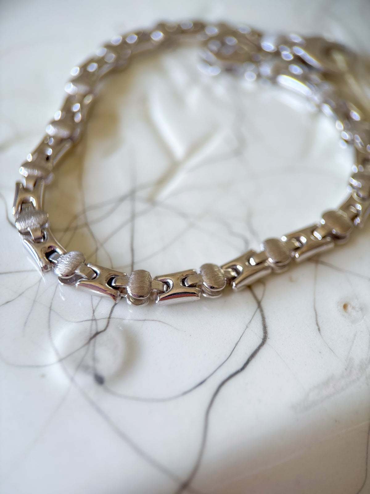 Vintage 14k White Gold Inch Bracelet