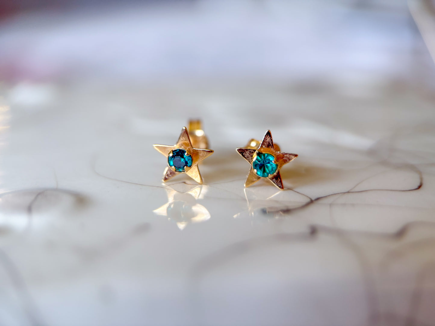 Vintage Star with Turquoise Stones 14k Yellow Gold Stud Earrings