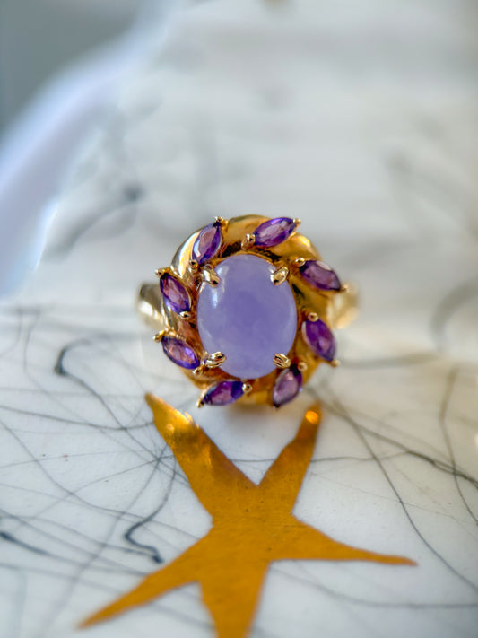 Vintage Cabochon Lavender Jade and Amethyst 14k Yellow Gold Ring