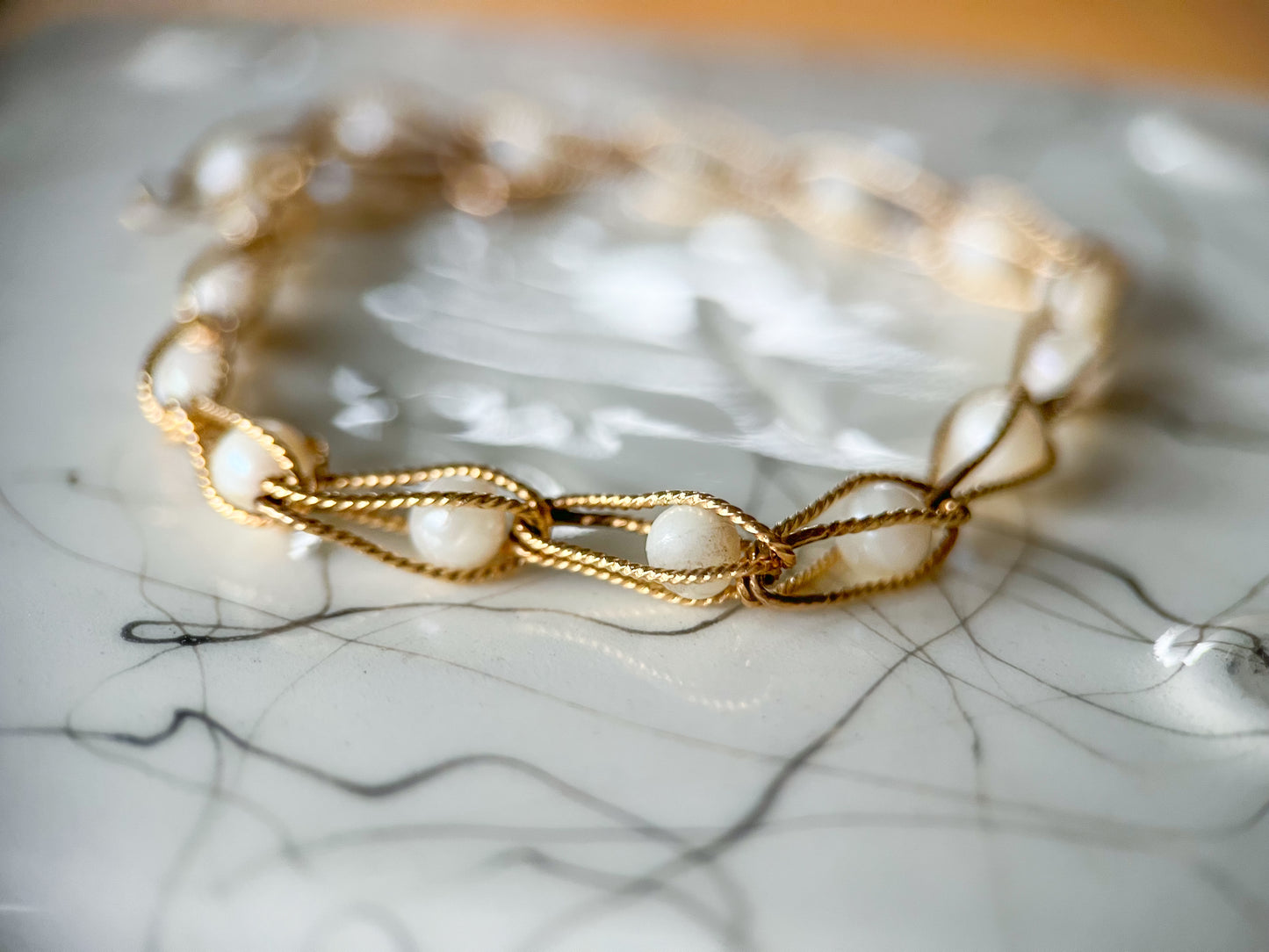 Vintage Natural Pearl and Open Chain 14k Yellow Gold 7 Inch Bracelet