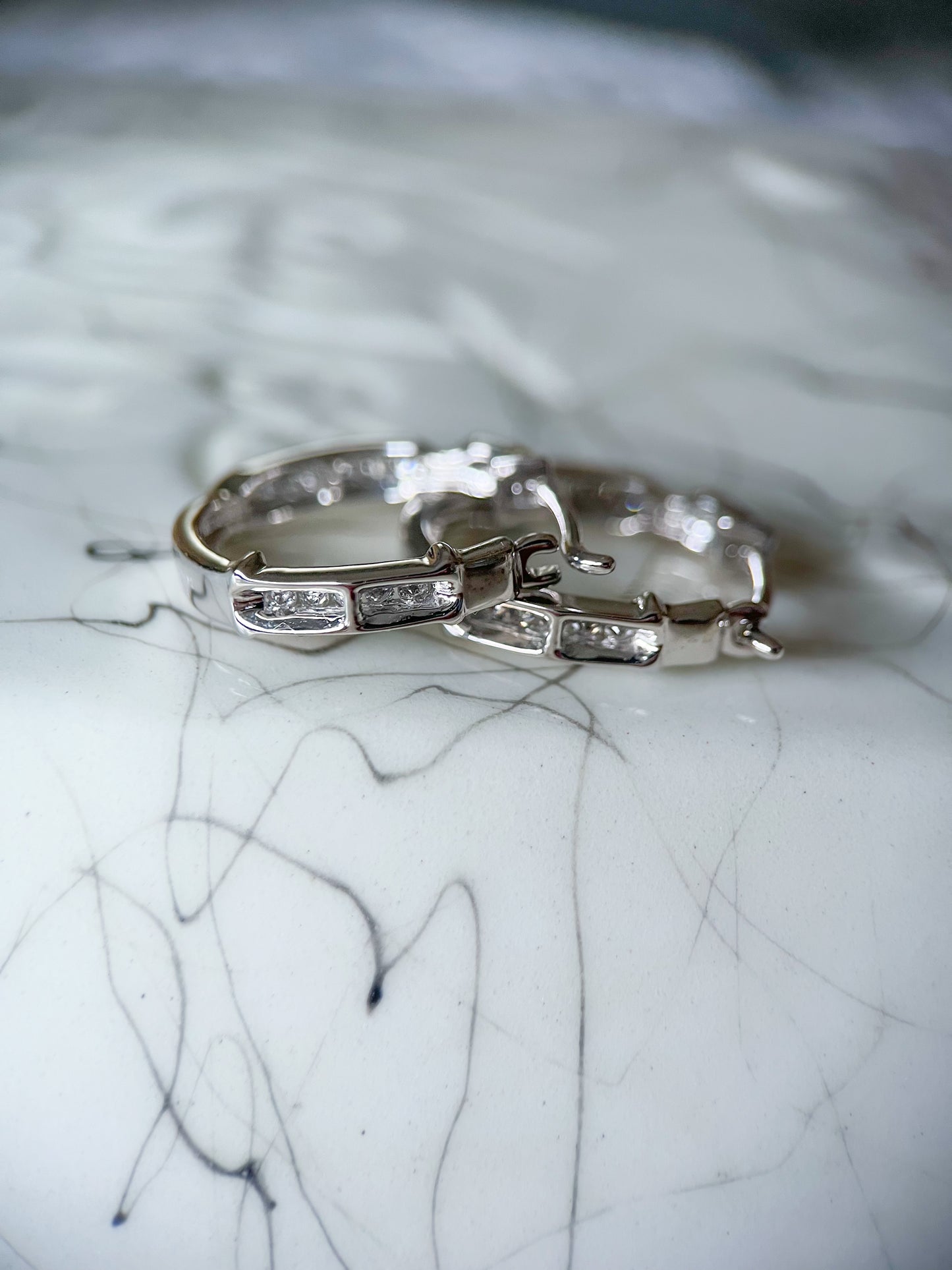 Natural Diamond 14k White Gold Twist Oval Hoop Earrings