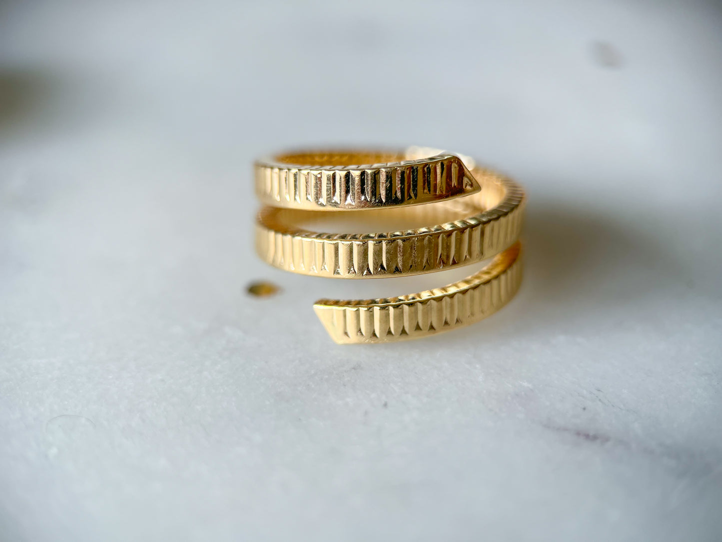 Vintage 14k Yellow Gold Ribbon Ring