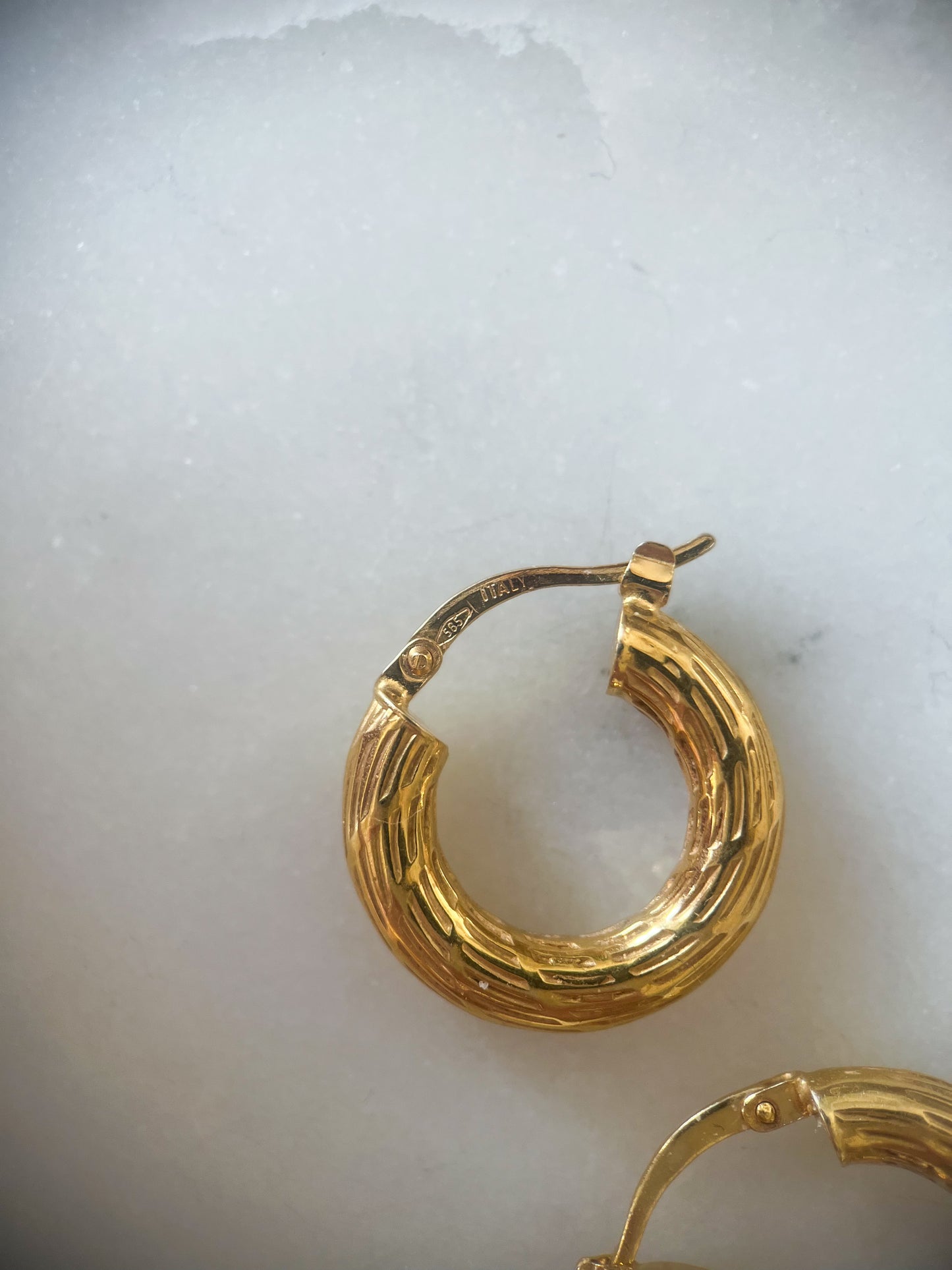 Vintage Small Round Etched 14k Yellow Gold Hoop Earrings