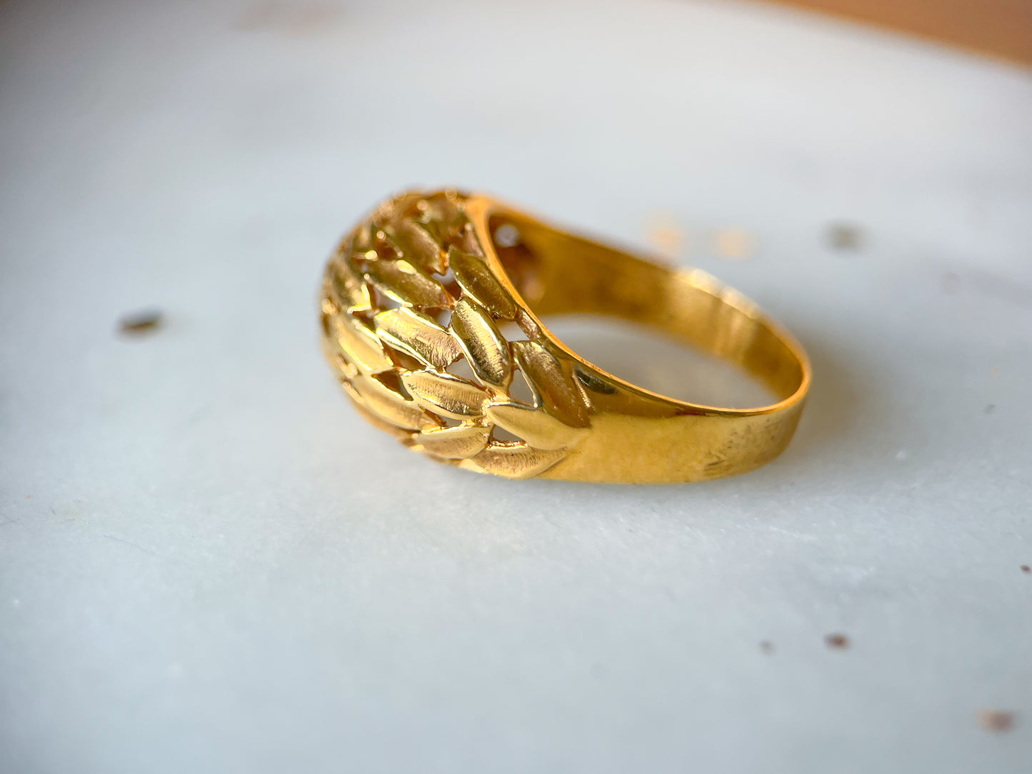 Vintage Dome 18k Yellow Gold Ring
