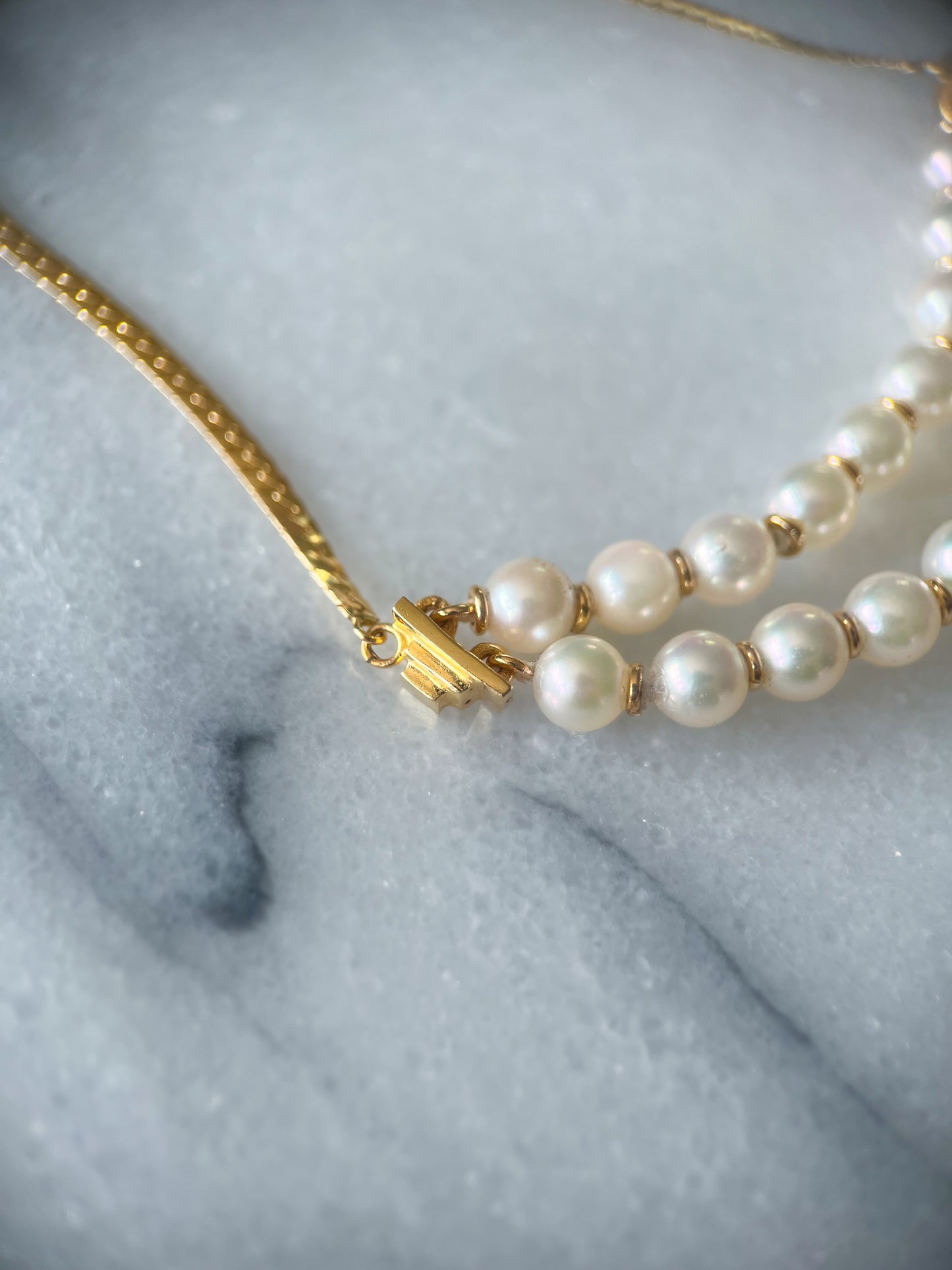 Vintage Herringbone Chain with Pearl Double Accent 14k Yellow Gold 16.5 Inch Necklace