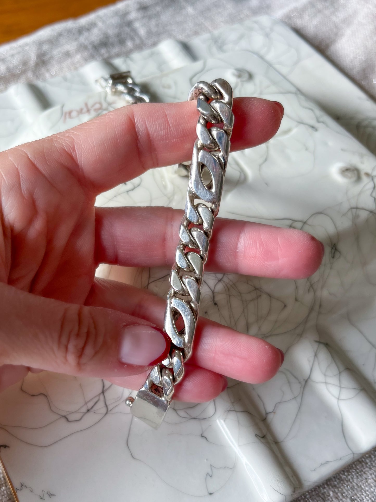 Vintage Super Chunky Figaro Chain Sterling Silver 8.5 Inch Bracelet, circa 1990s