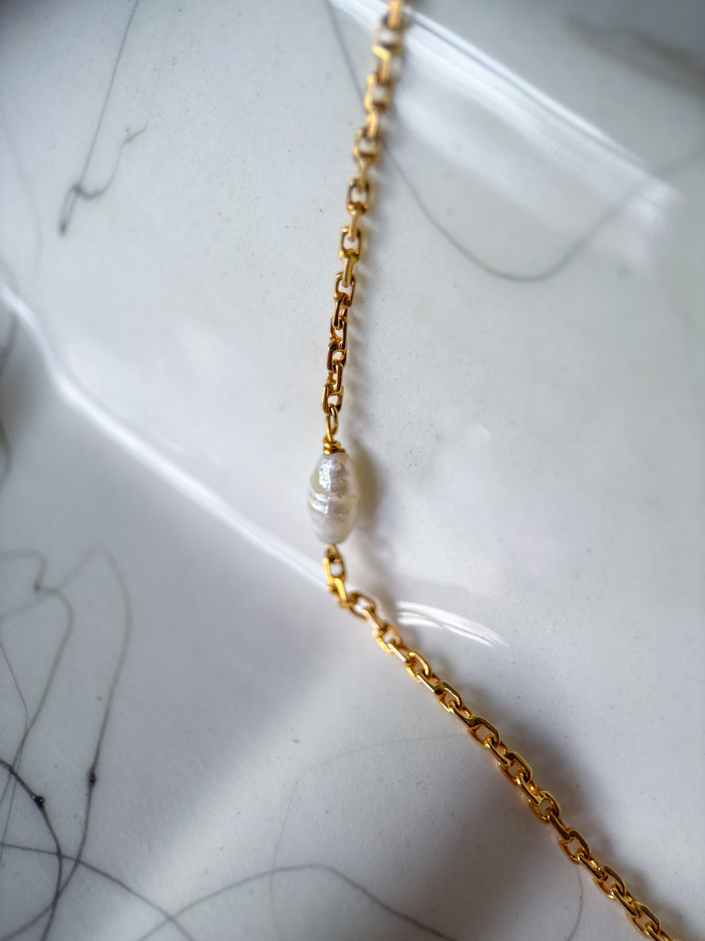 Vintage Natural Pearl 14k Yellow Gold 23 Inch Chain Necklace