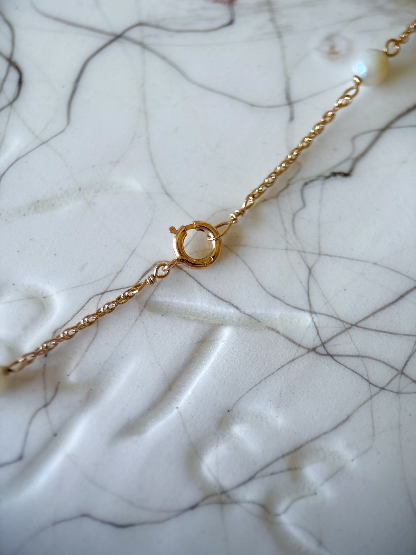 Vintage Natural Pearl 14k Yellow Gold 18 Inch Chain Necklace