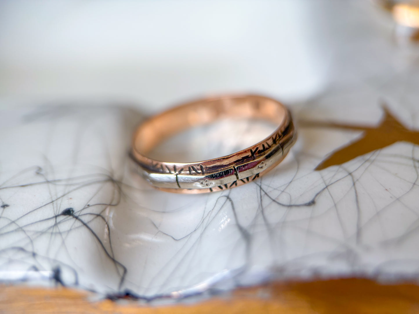 Vintage Two Toned 14k White and Yellow Gold Band Ring, Size 10.5