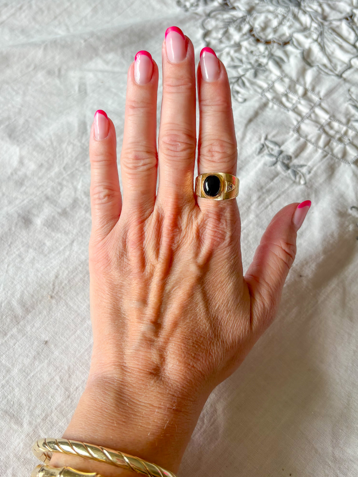 Vintage Onyx and Natural Diamond 14k Yellow Gold Ring