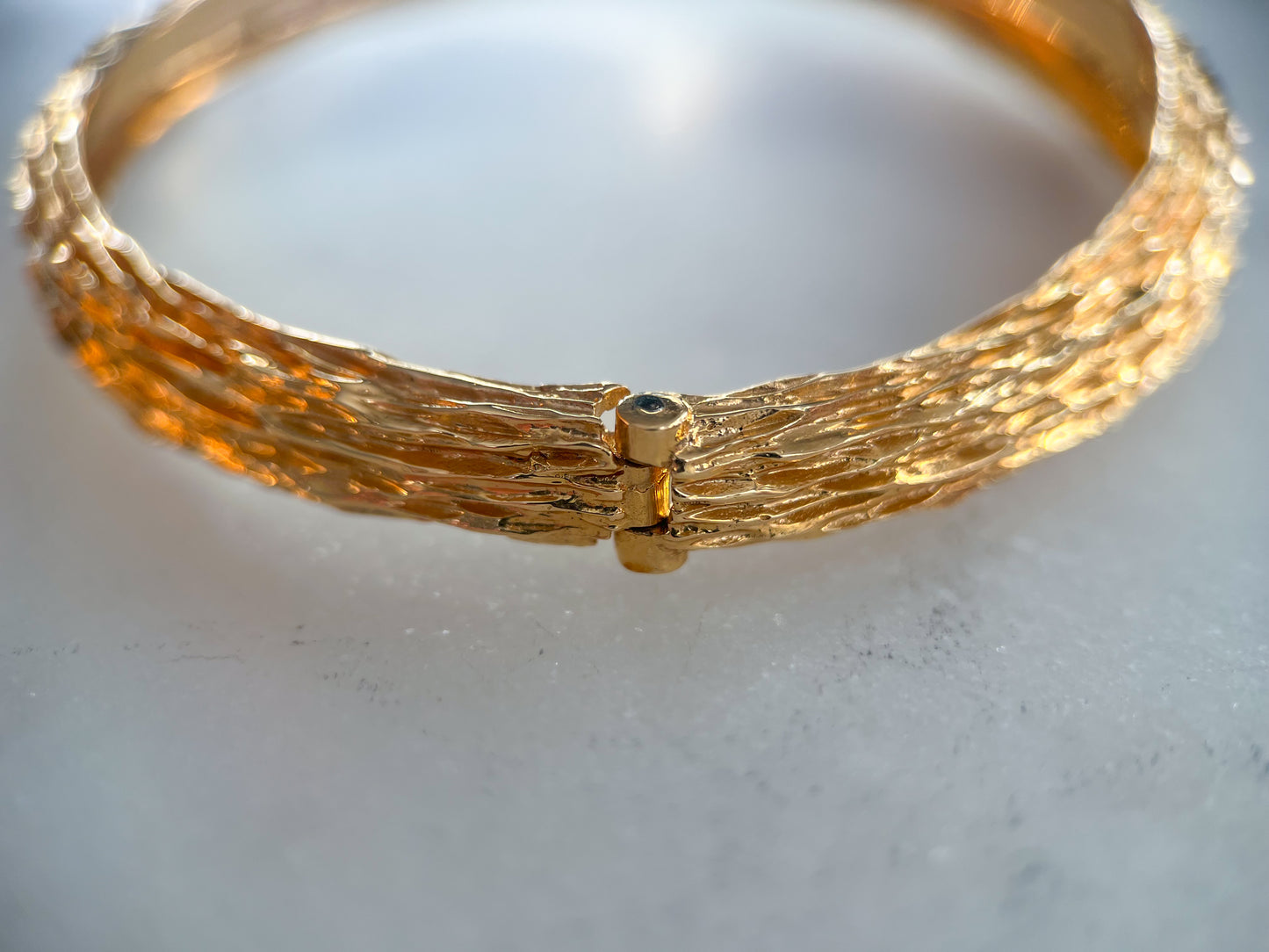 Vintage Textured 14k Yellow Gold Bangle