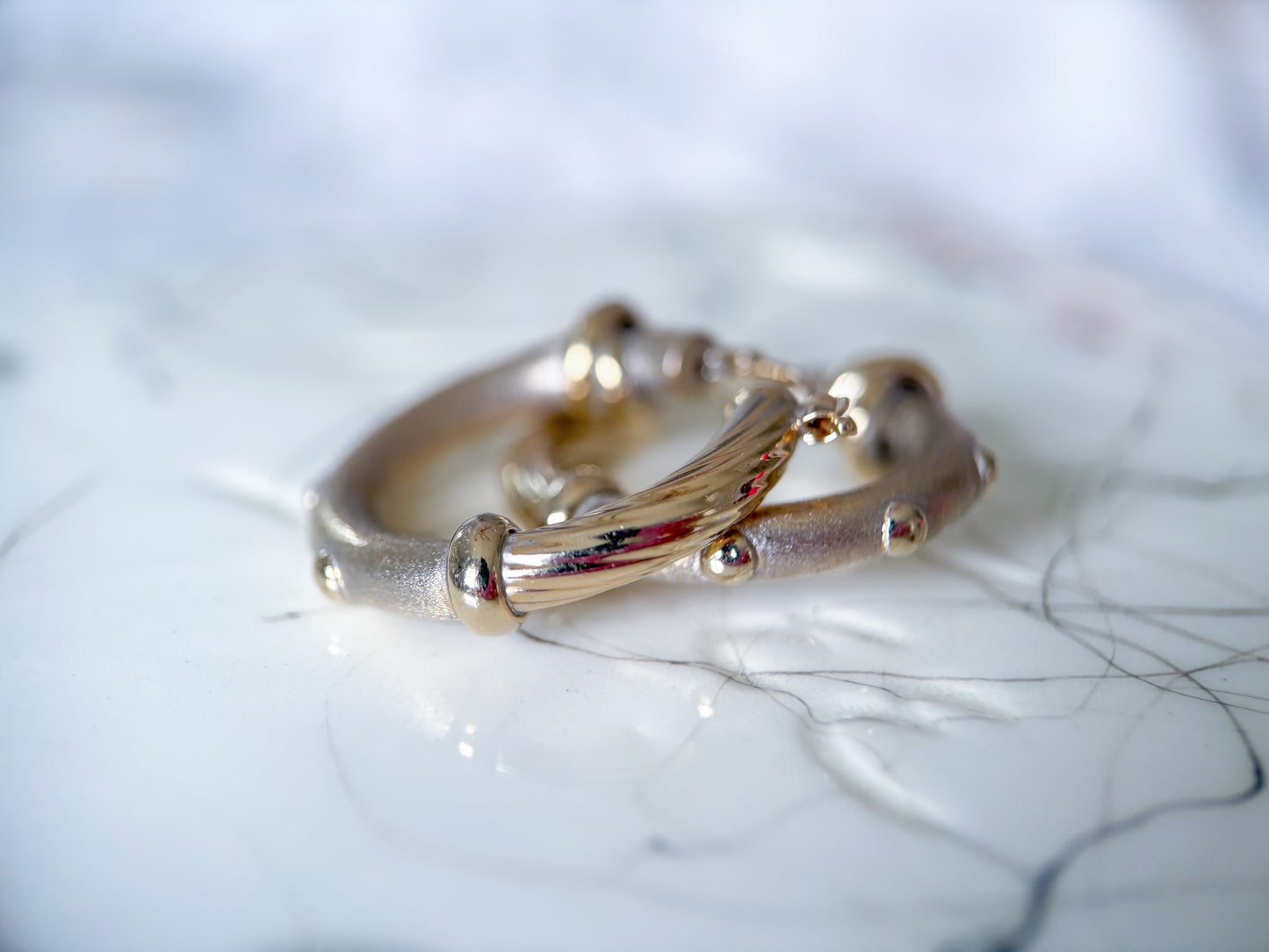 Vintage 18k White Gold Matte & Shiny Hoops