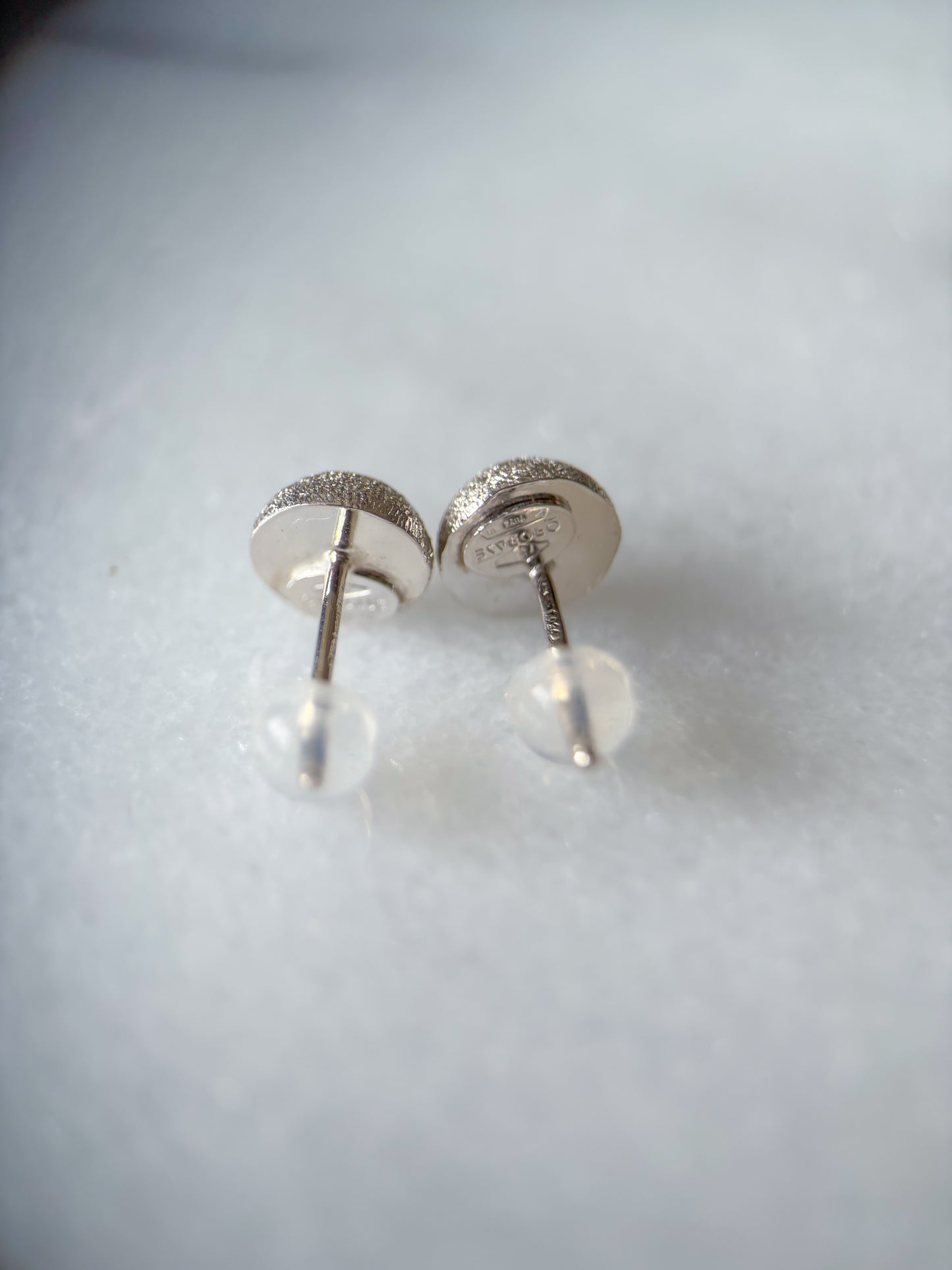 Vintage 18k White Gold Dome Diamond Cut Stud Earrings