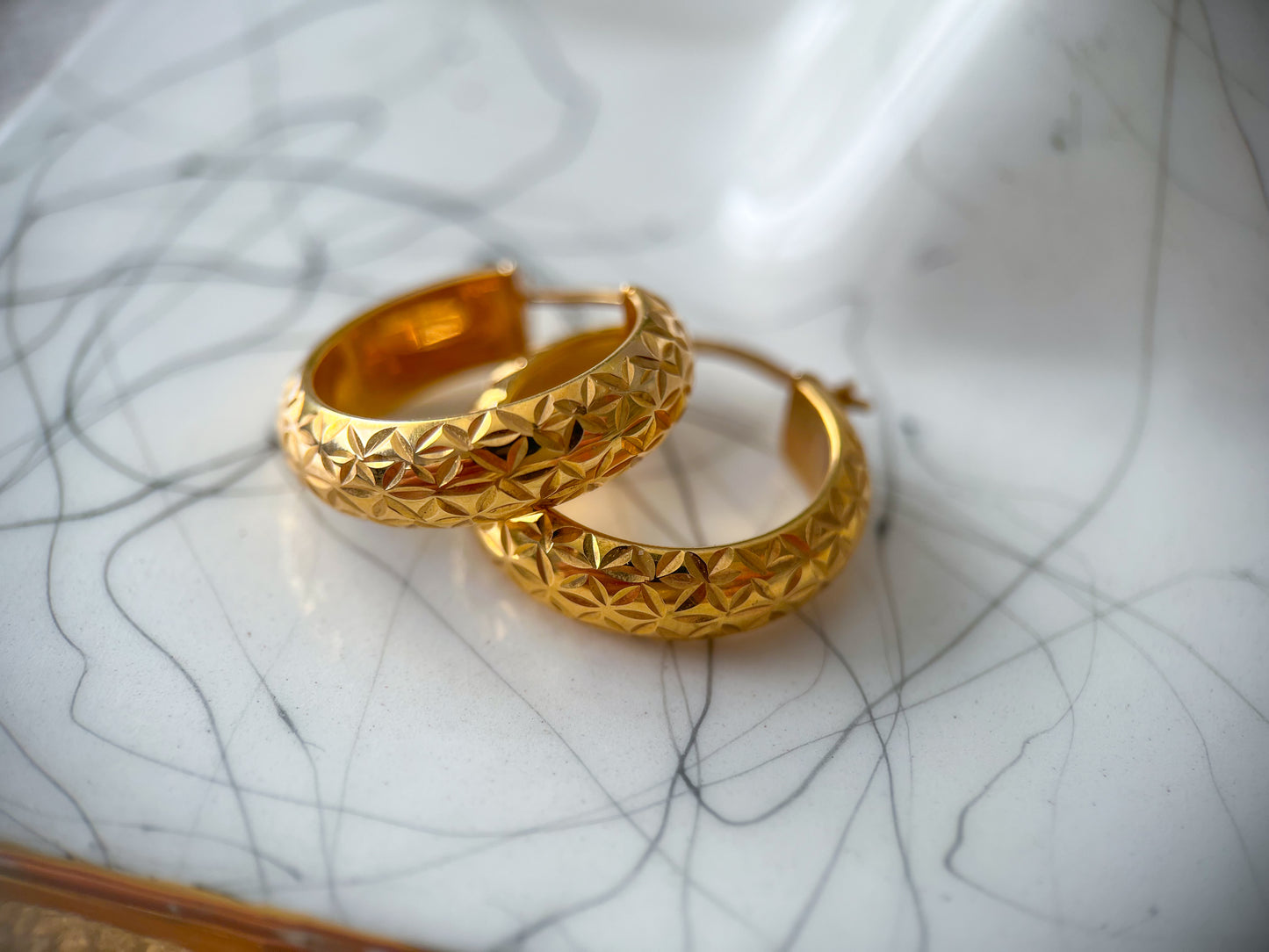 Vintage Puffy Quilted 14k Yellow Gold Hoop Earrings
