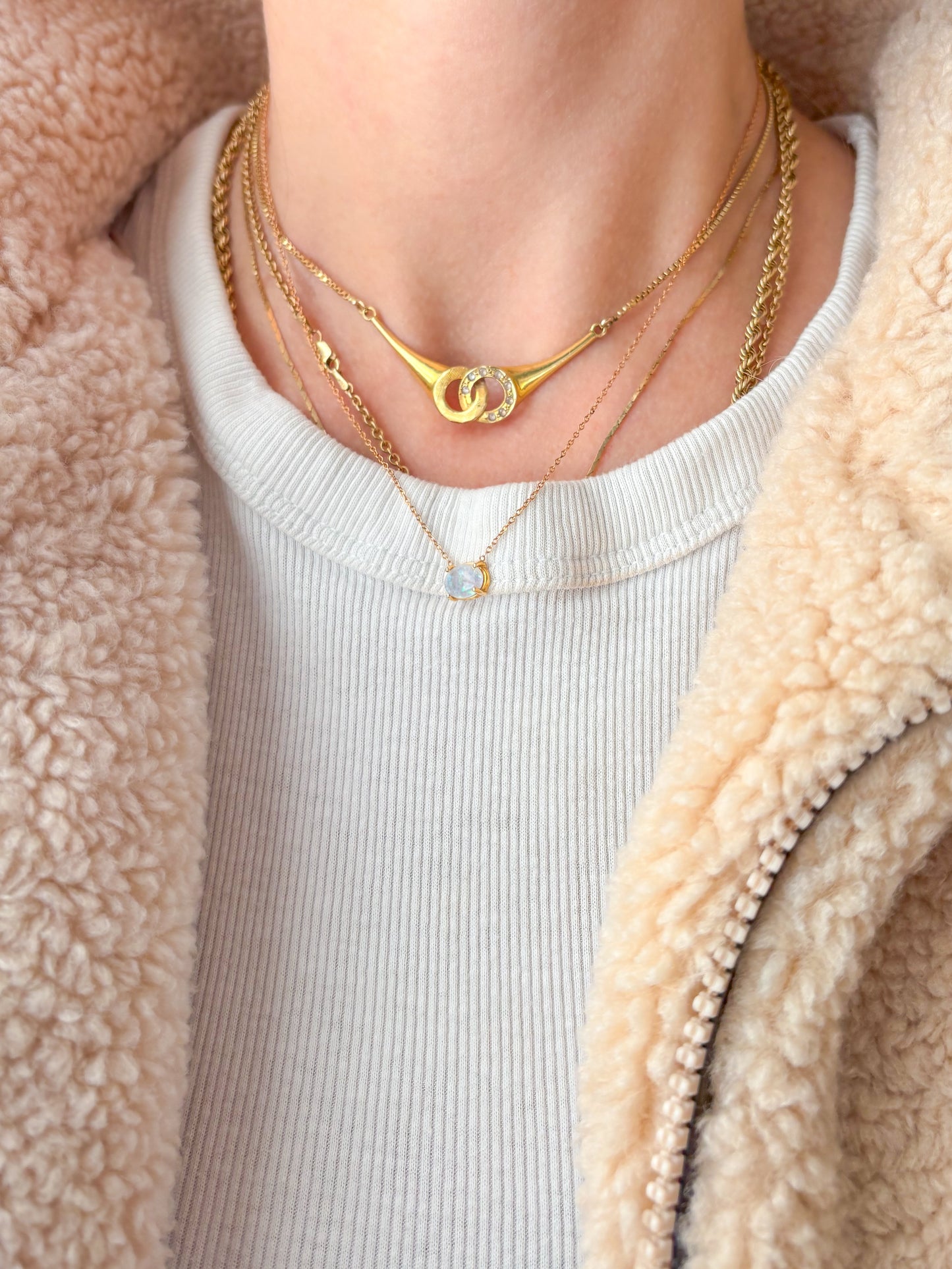 Vintage Opal 14k Yellow Gold Charm and 16 Inch Chain