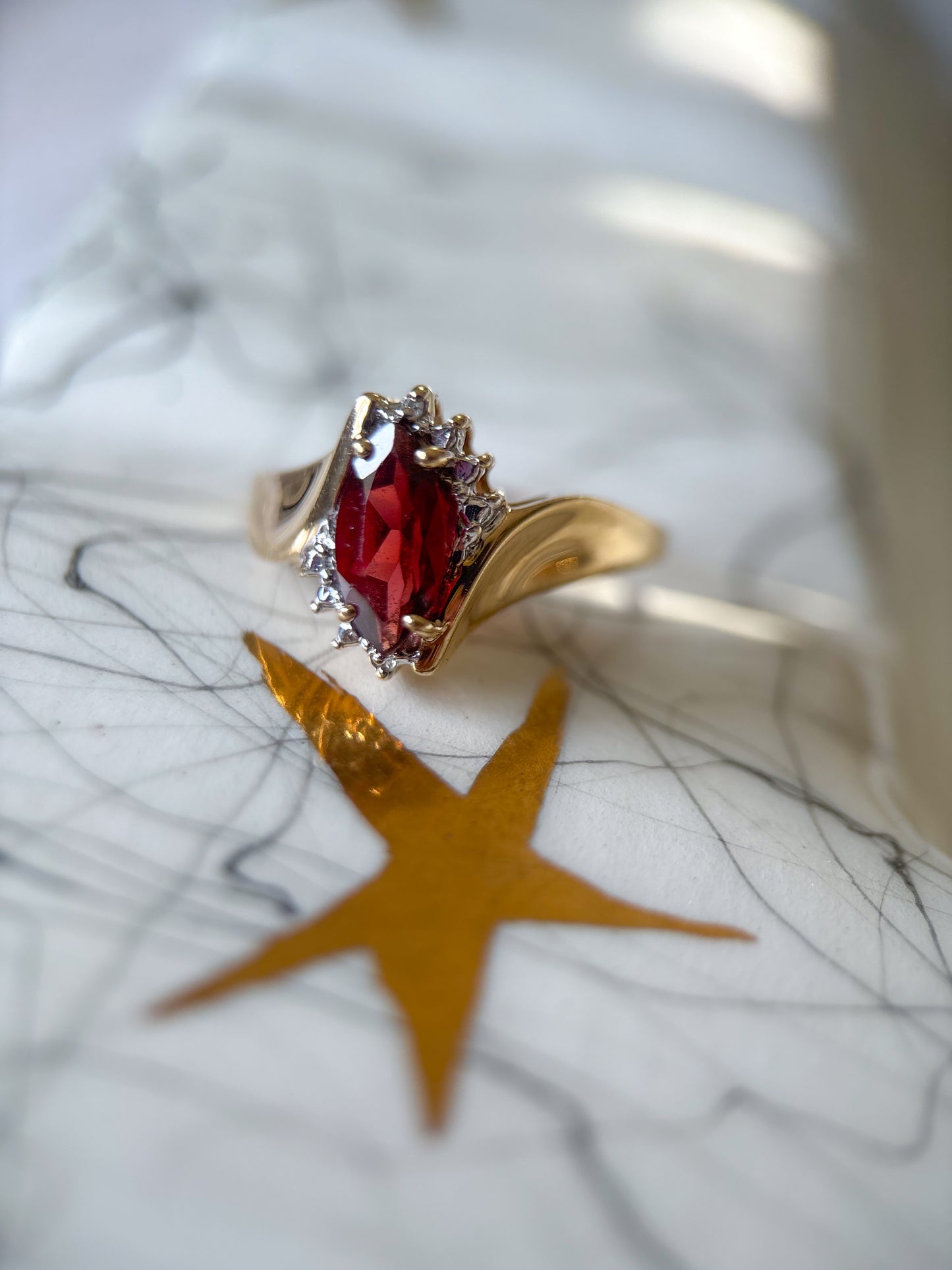 Vintage Marquise Synthetic Garnet 10k Yellow Gold Ring