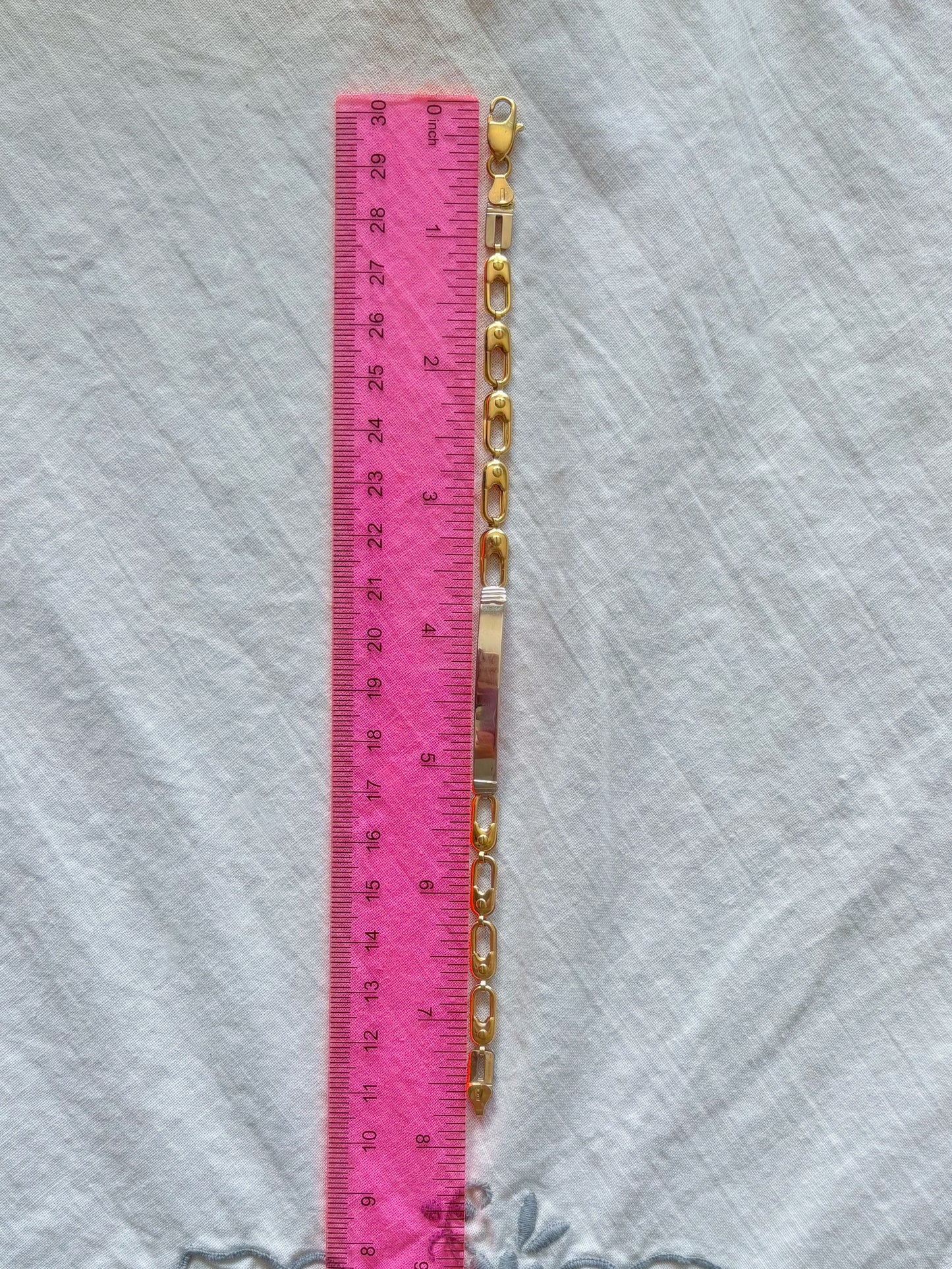 Vintage 18k Yellow and White Gold, Two Toned ID 7.5 Inch Bracelet