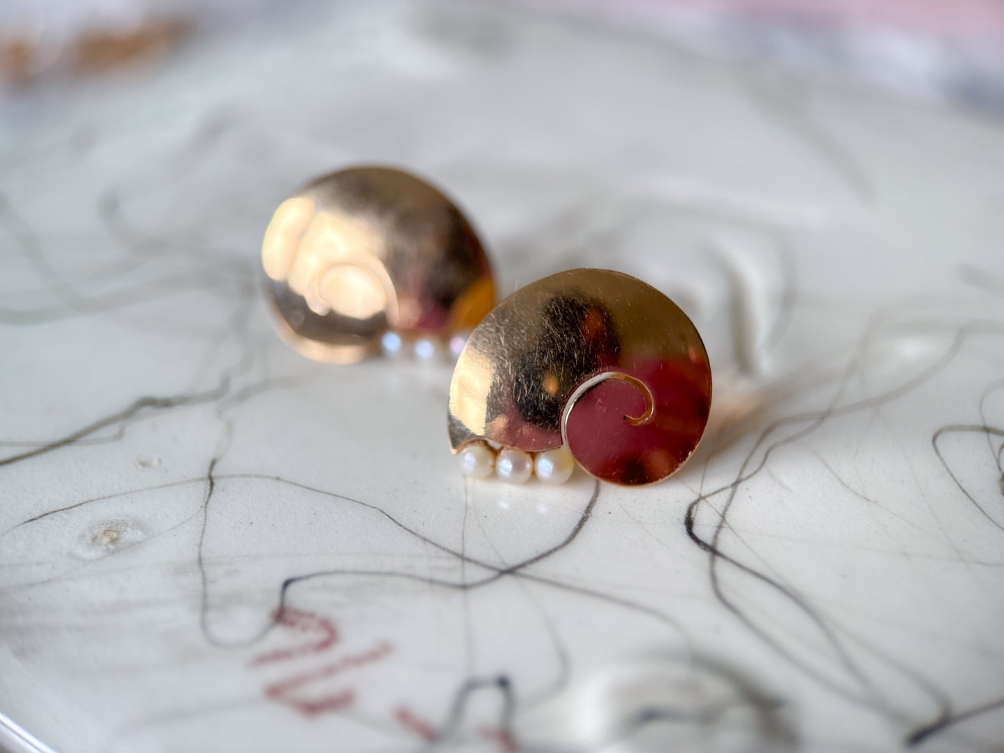 Vintage Pearl Wave Stud Earrings