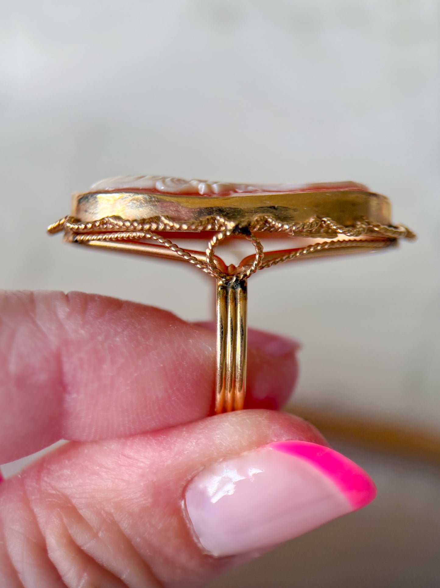 Vintage 14k Yellow Gold Cameo Ring
