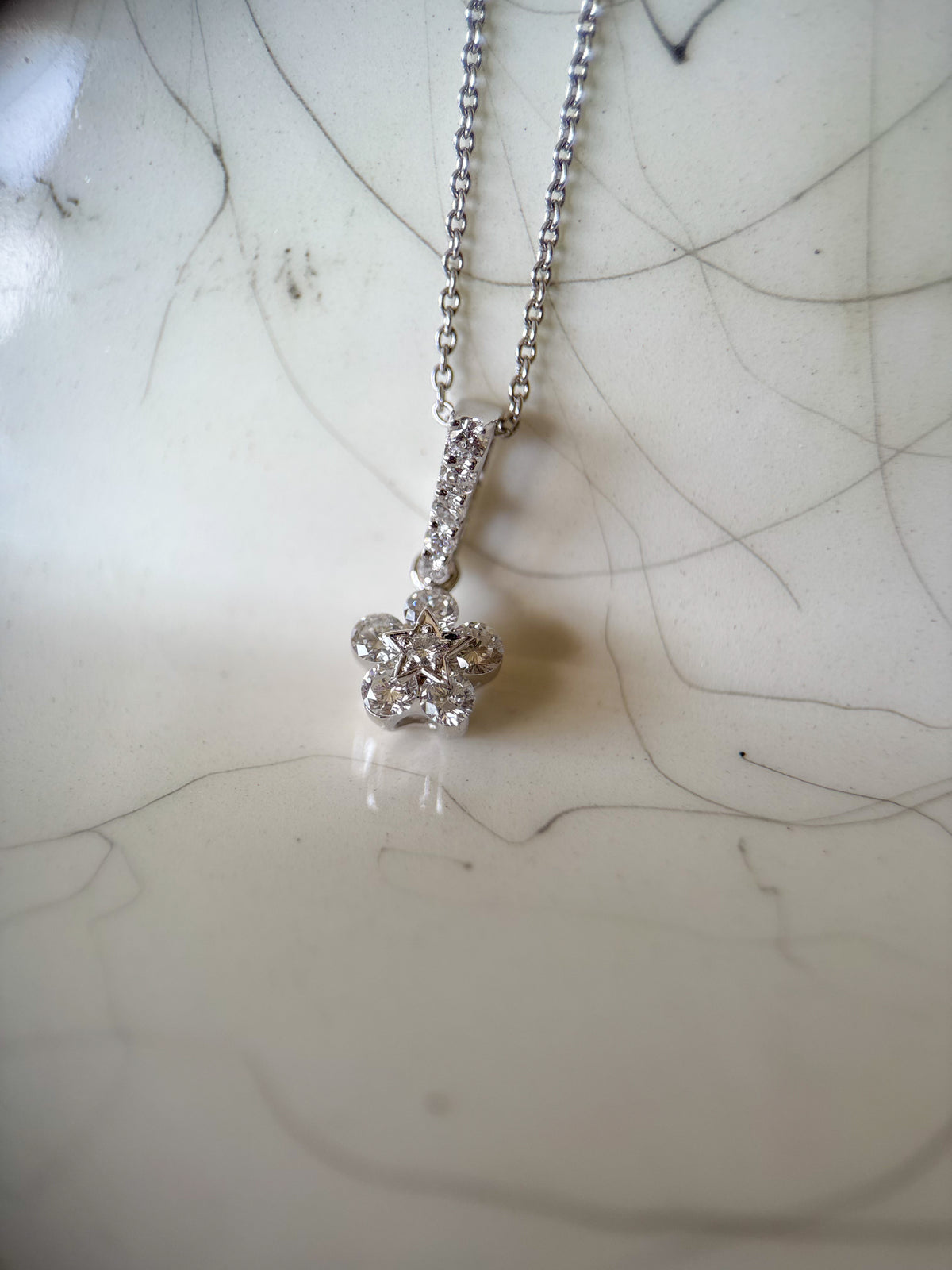 Vintage Natural Diamond Flower 18k White Gold Charm with 17 Inch Chain
